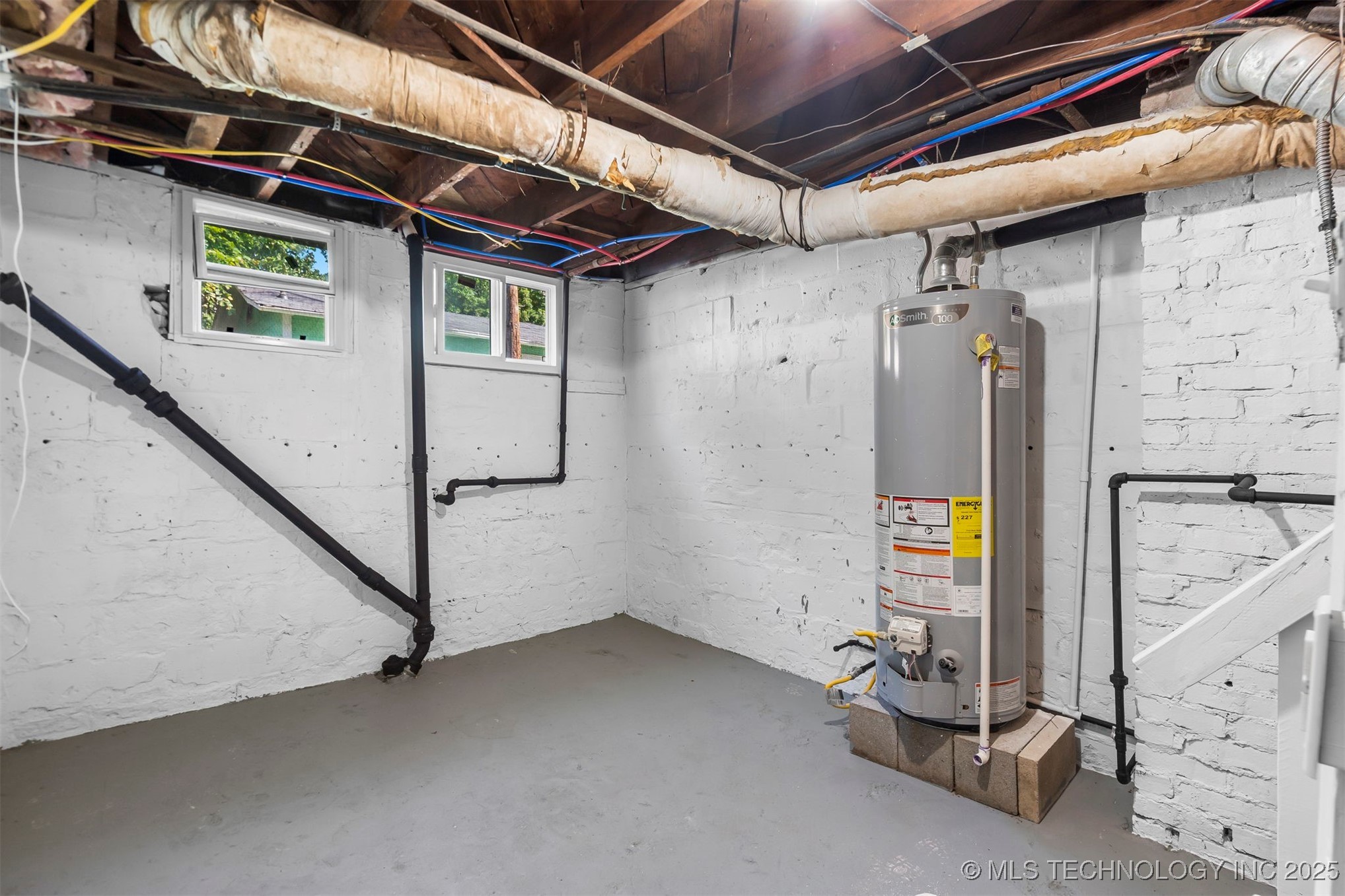 1315 W Easton Street Property Photo 24