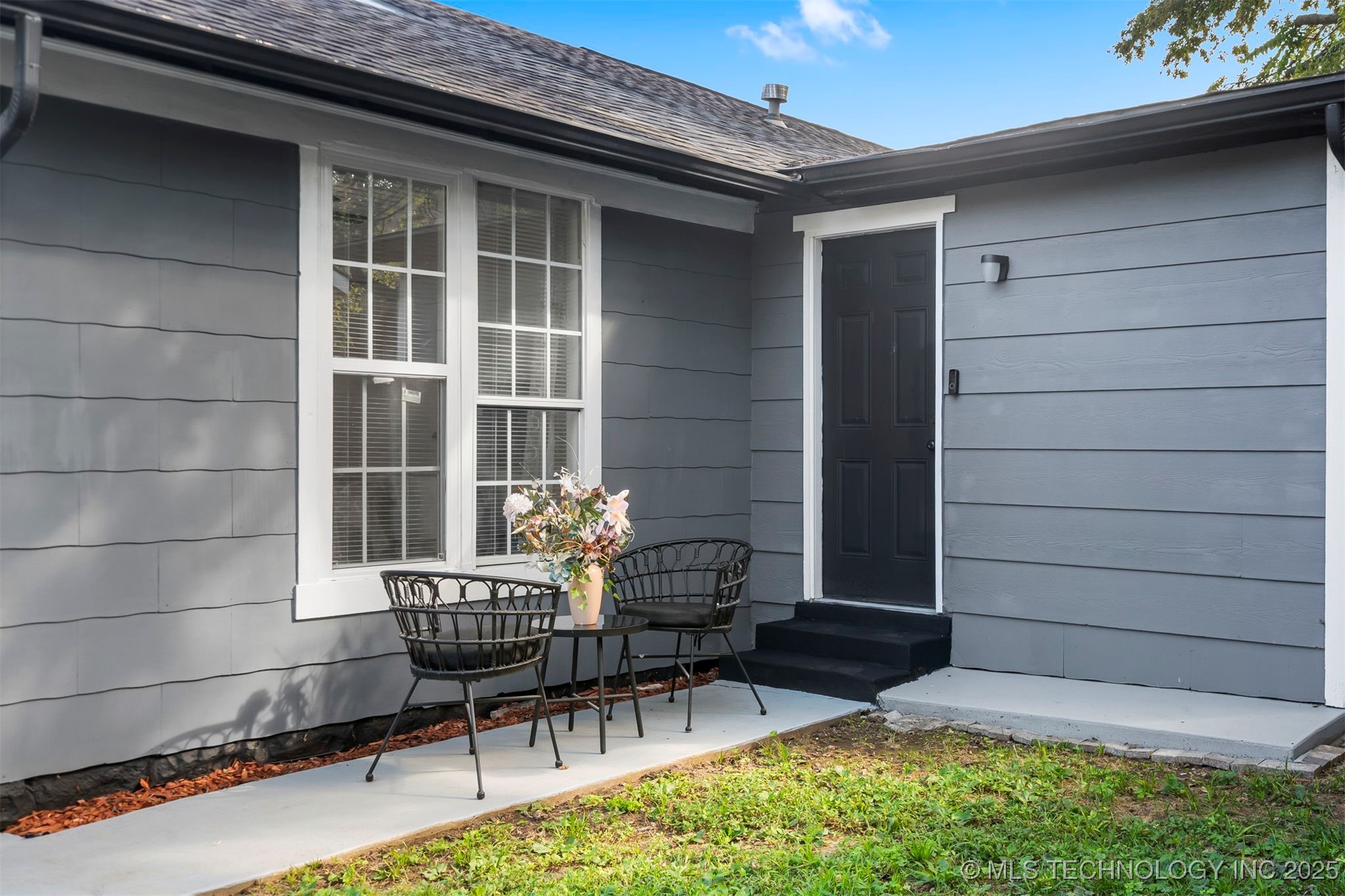 1315 W Easton Street Property Photo 27