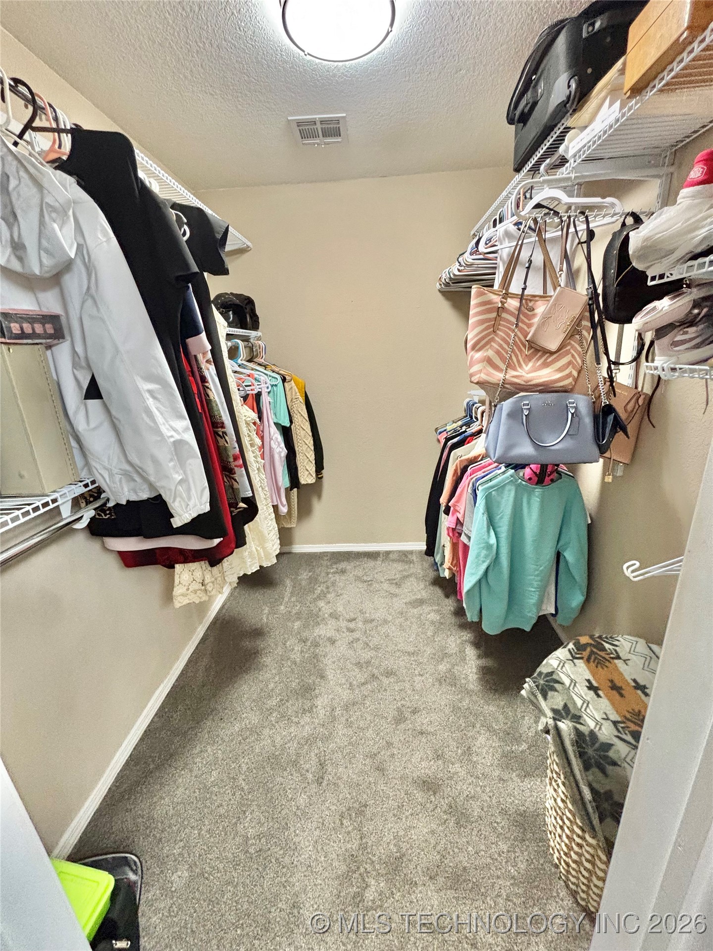 1801 E Willow Drive Property Photo 21