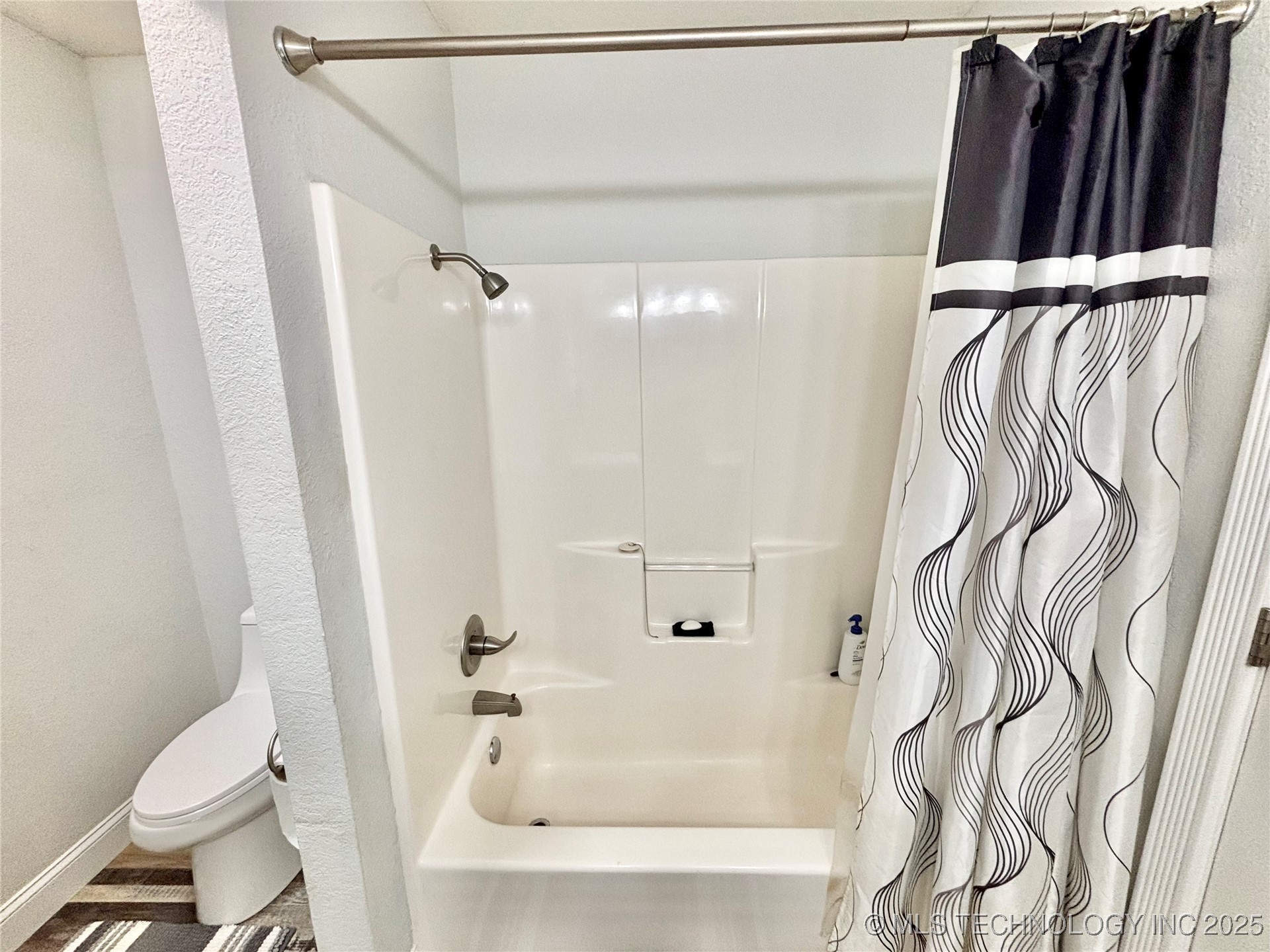 1801 E Willow Drive Property Photo 28