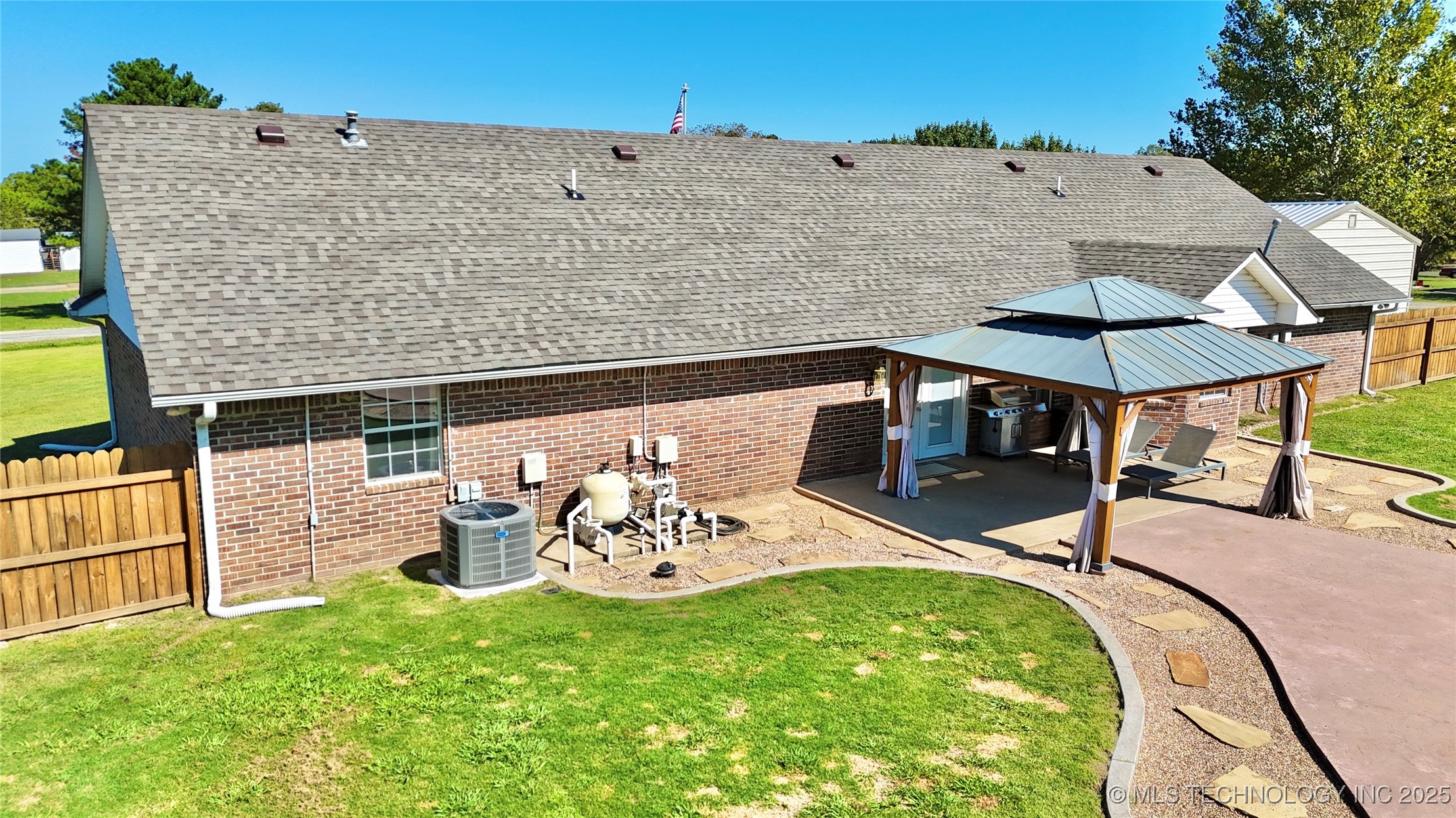 1801 E Willow Drive Property Photo 34