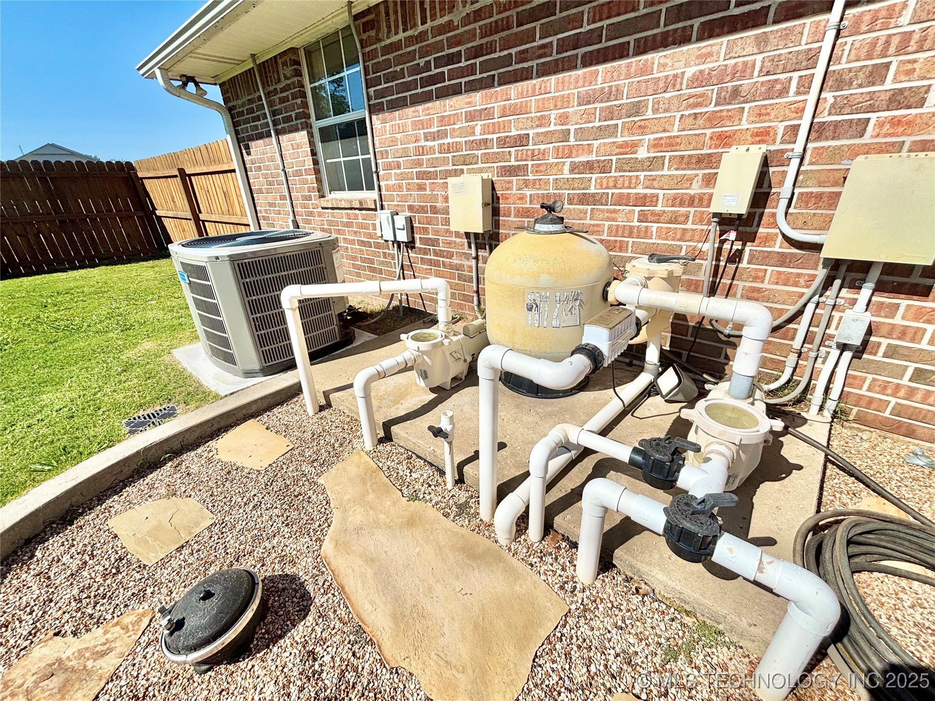 1801 E Willow Drive Property Photo 40