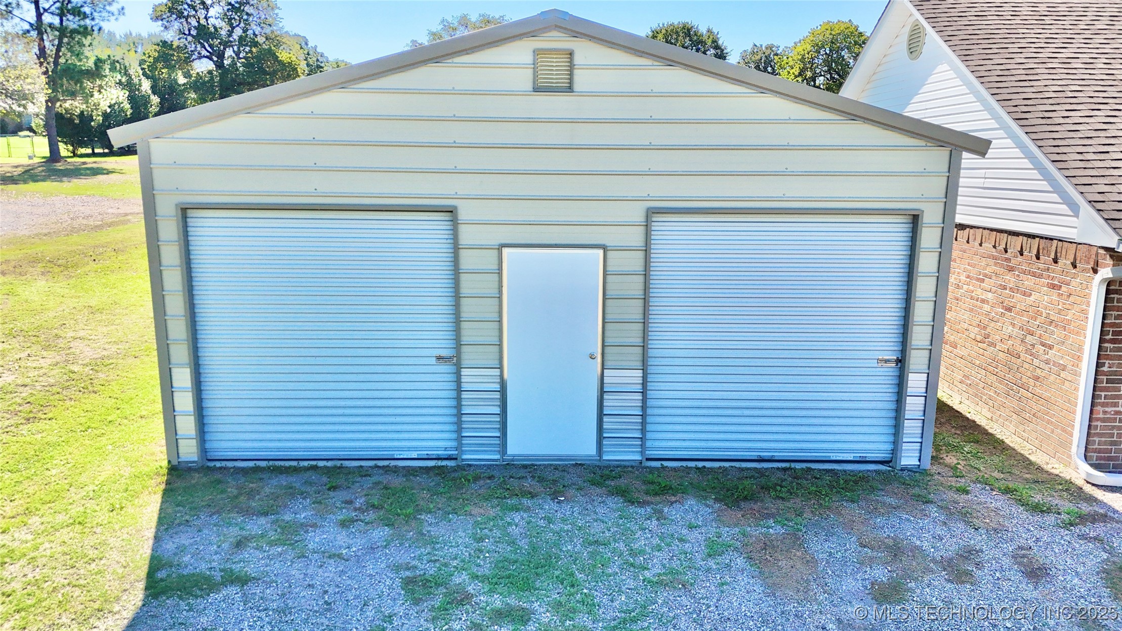 1801 E Willow Drive Property Photo 41