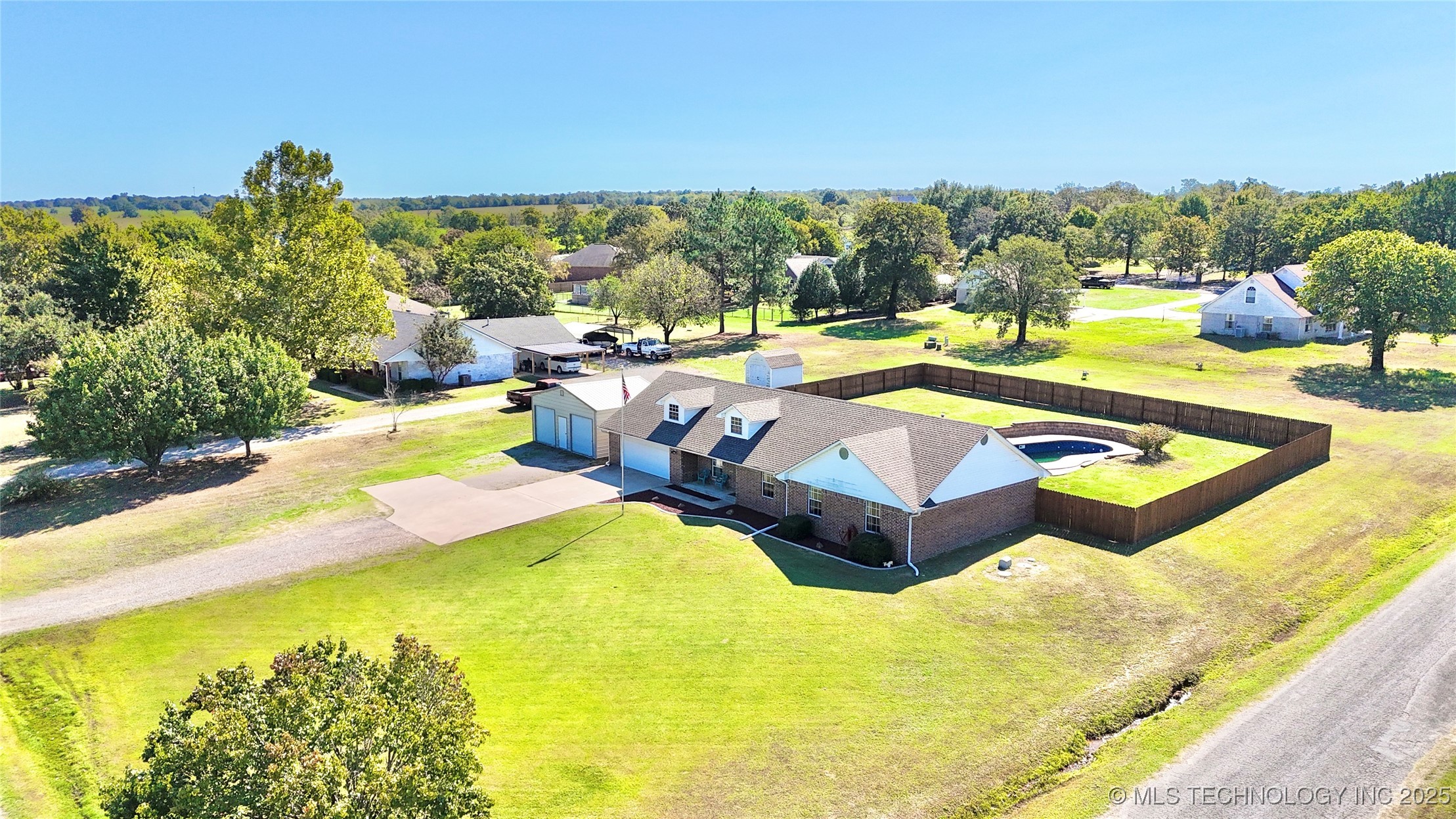 1801 E Willow Drive Property Photo 43