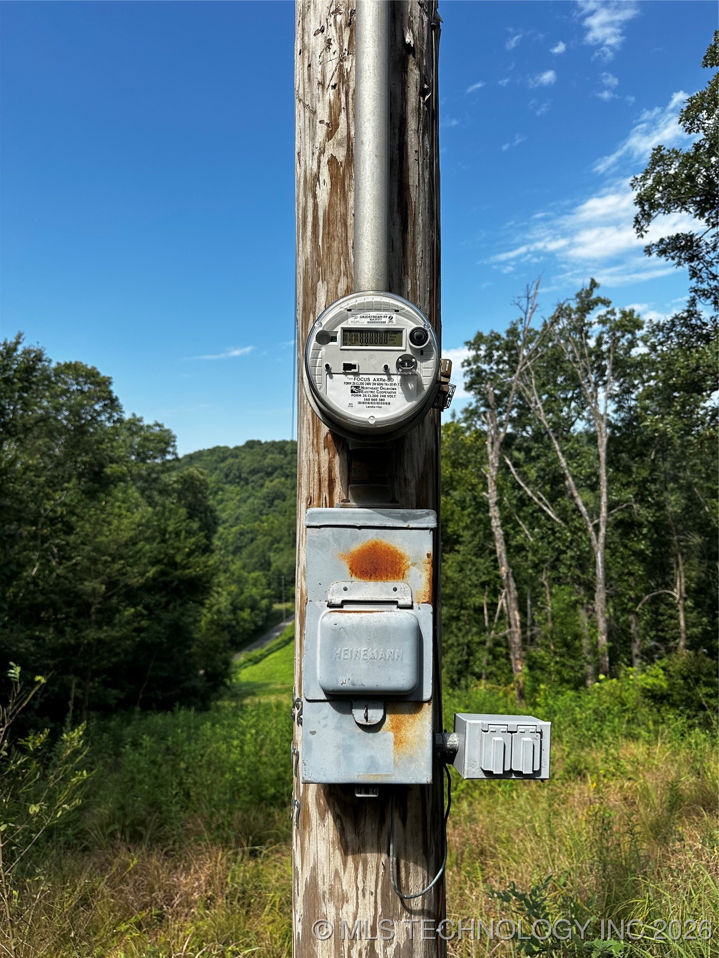 485 Property Photo 2