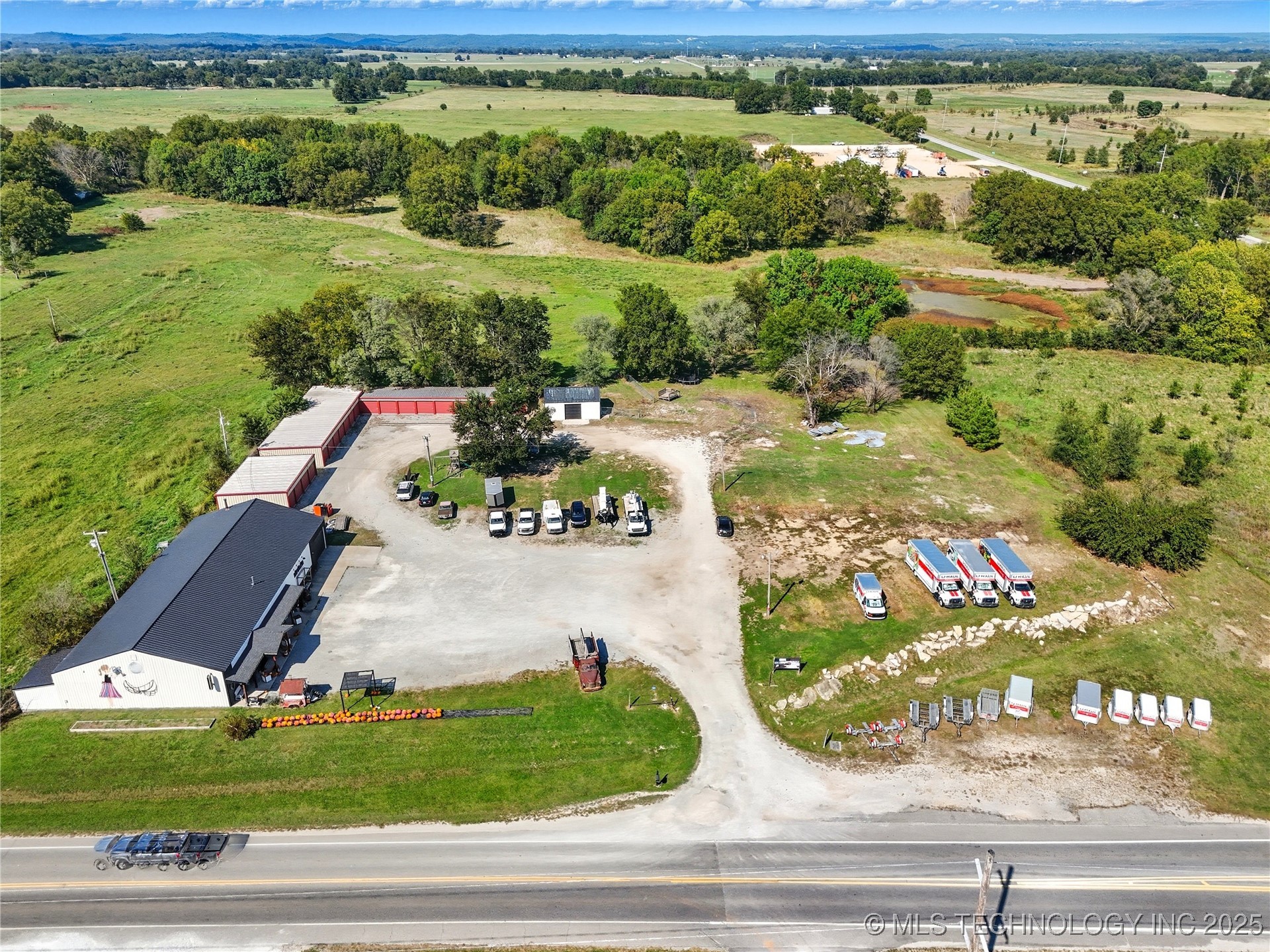 65252 E 290 Road Property Photo 11