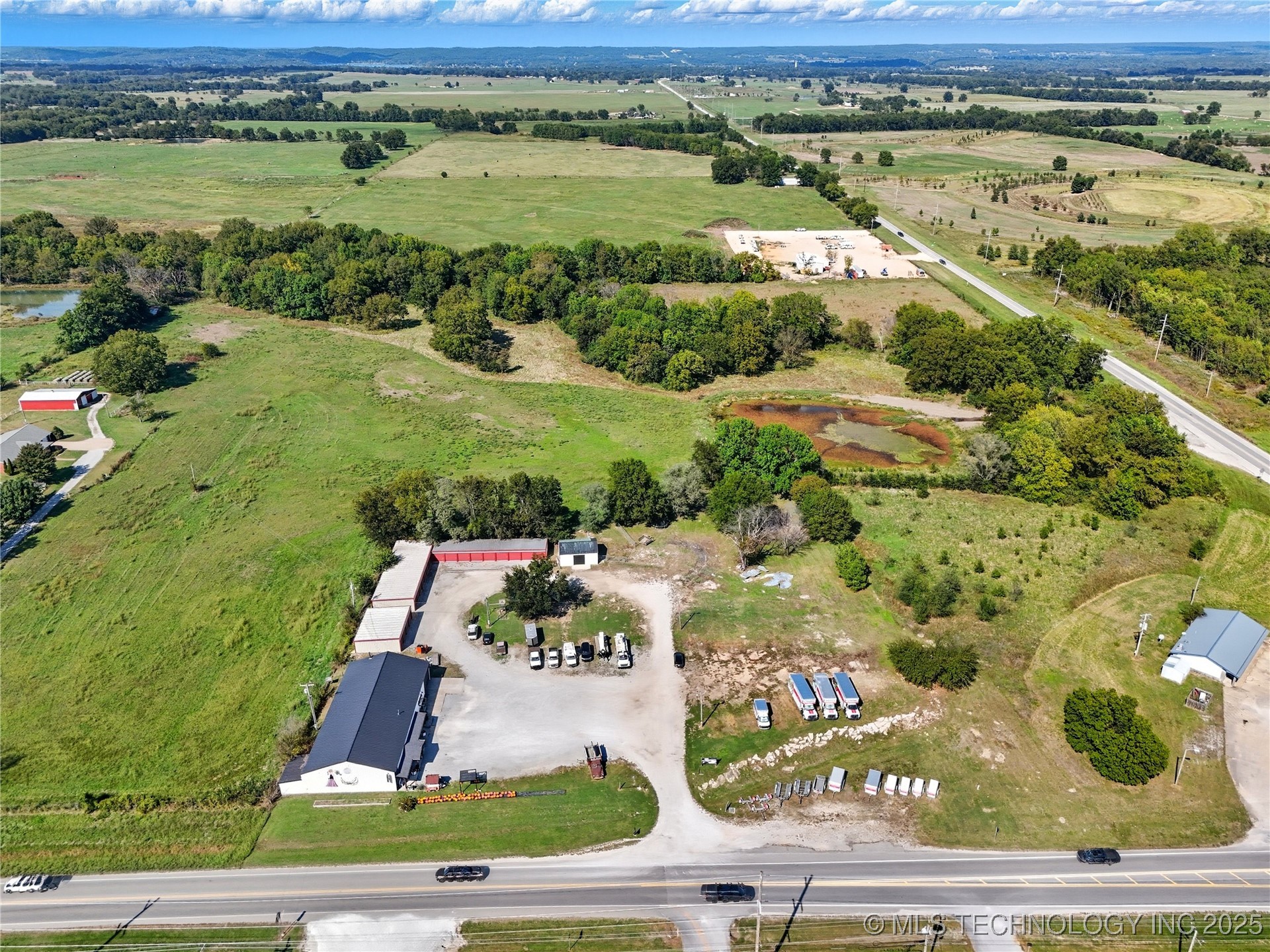 65252 E 290 Road Property Photo 12