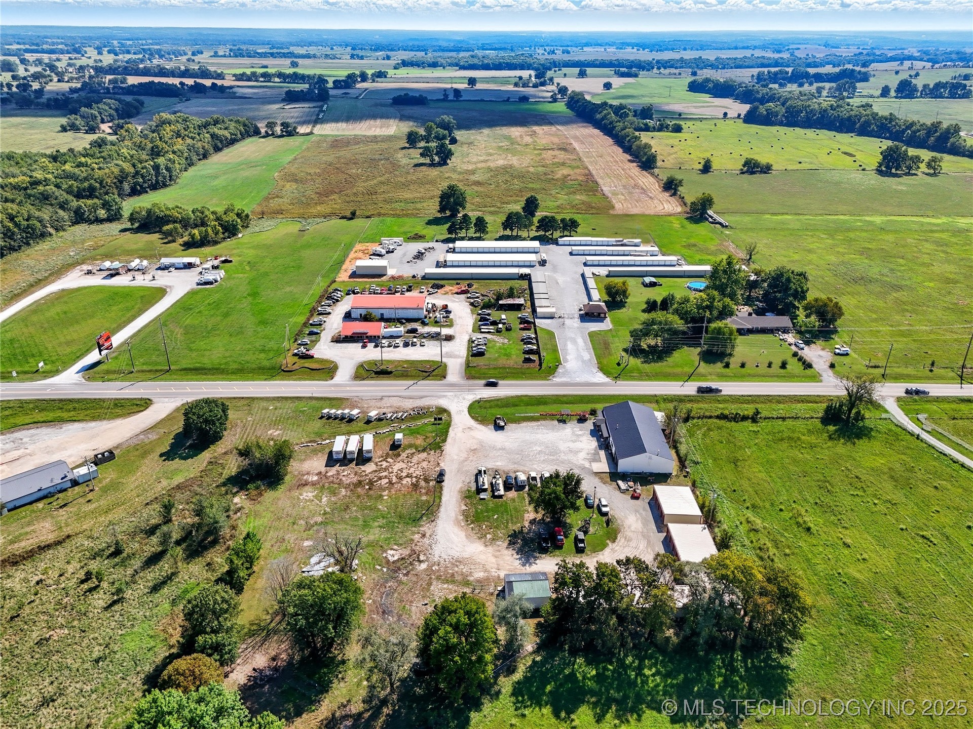 65252 E 290 Road Property Photo 14