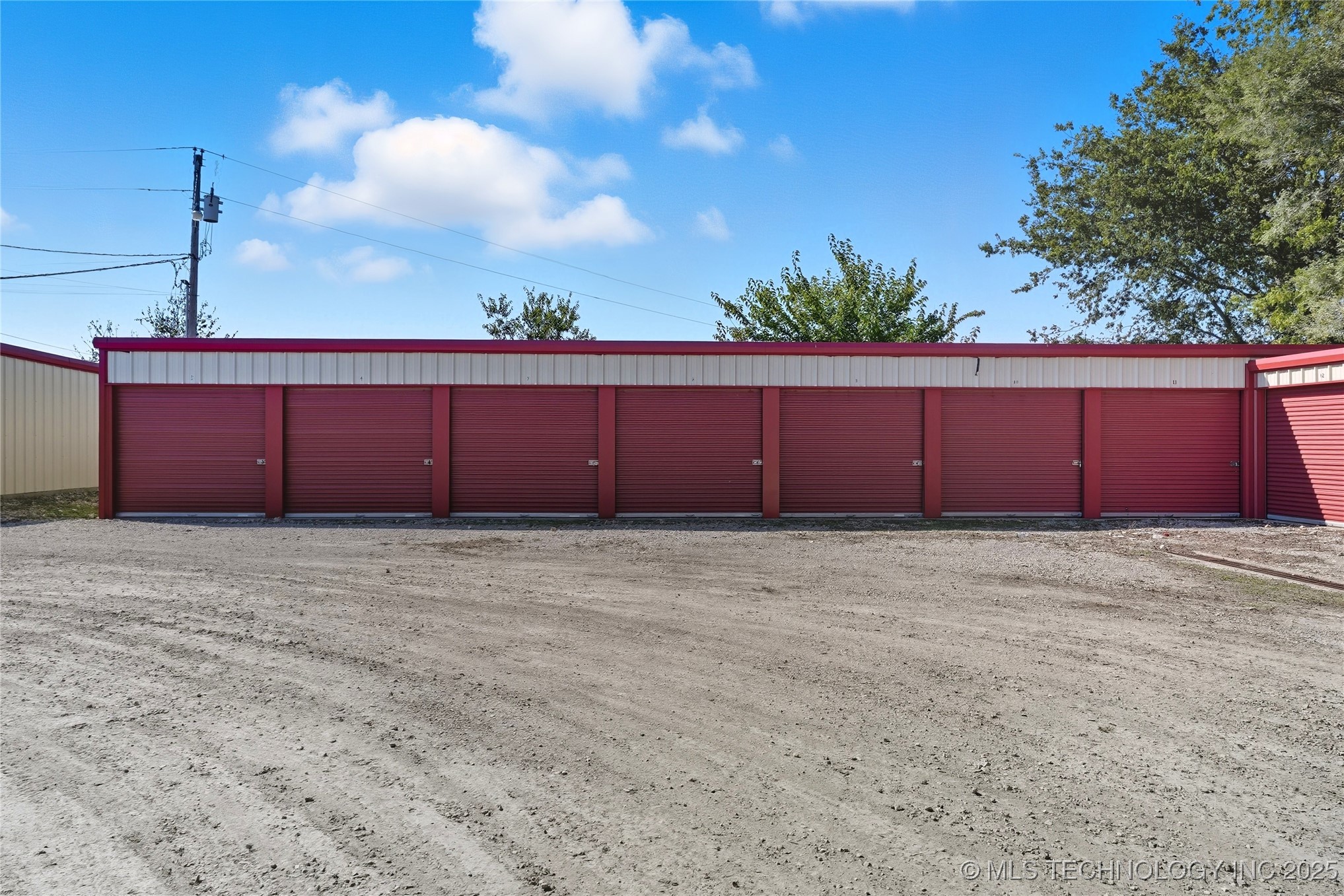 65252 E 290 Road Property Photo 65