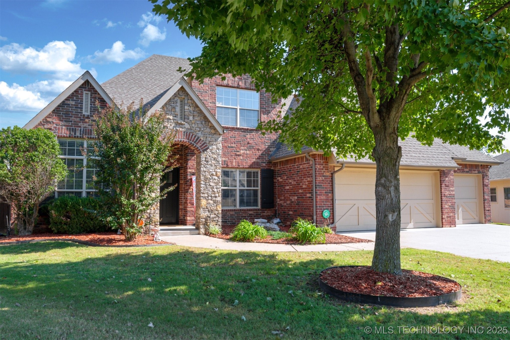 7391 E 111th Place S Property Photo 1