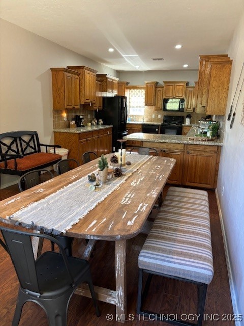 142 Elm Street Property Photo 14