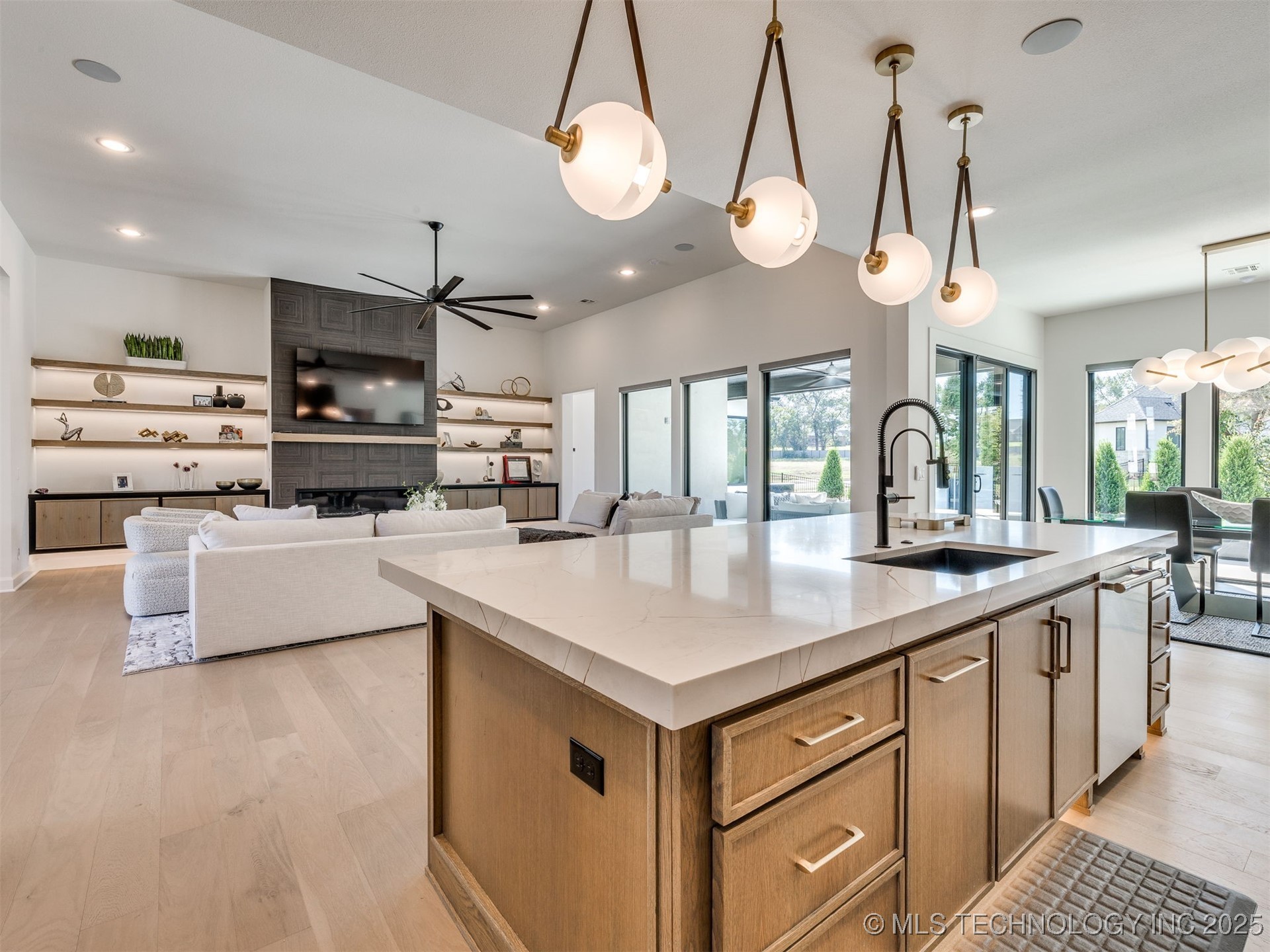 8707 E Elgin Street Property Photo 27