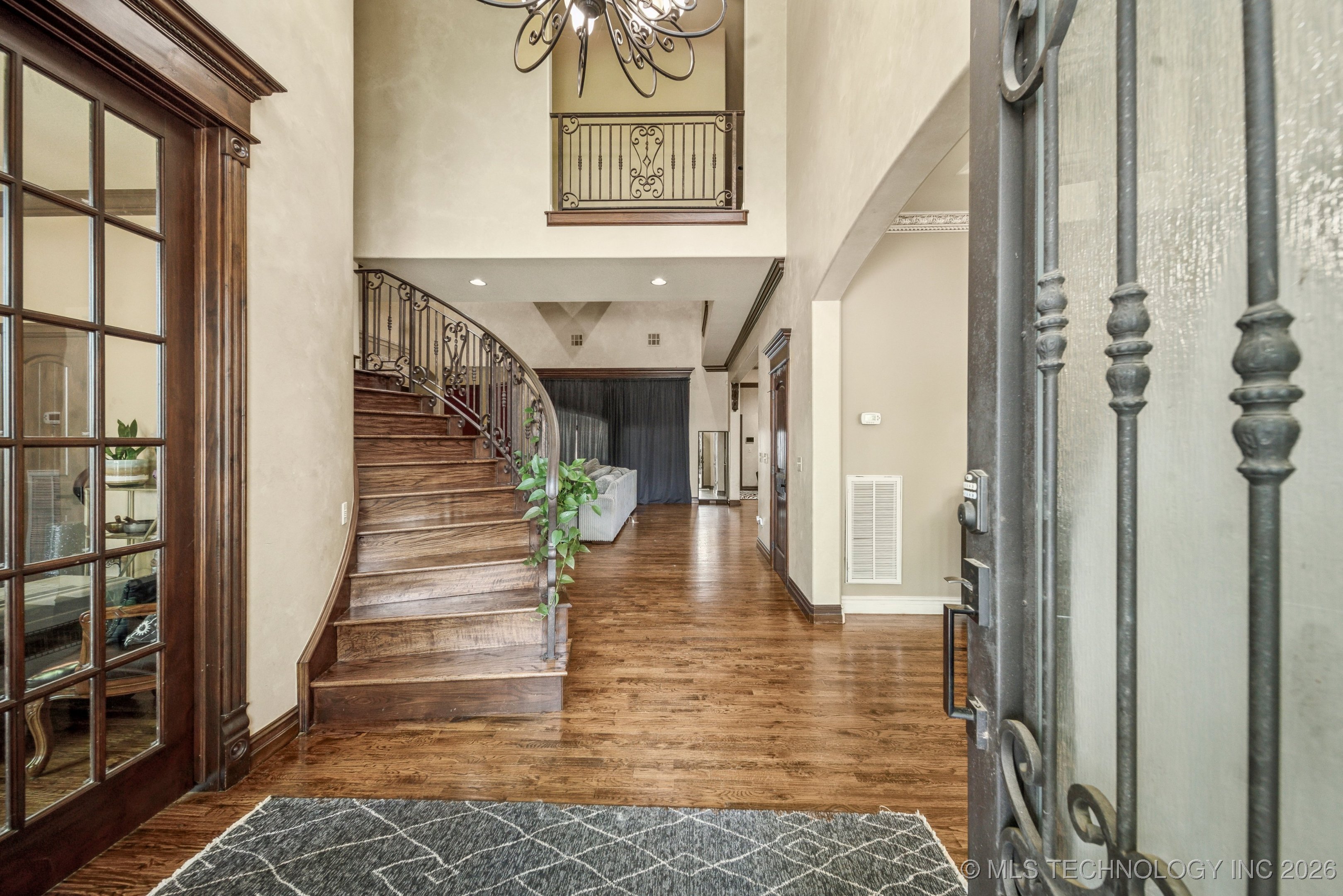 10848 S 95th East Avenue Property Photo 4