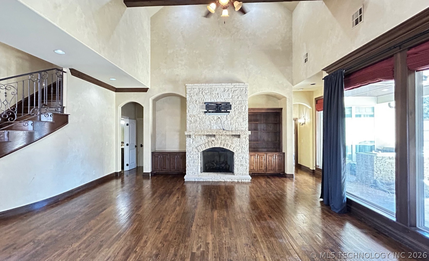 10848 S 95th East Avenue Property Photo 6