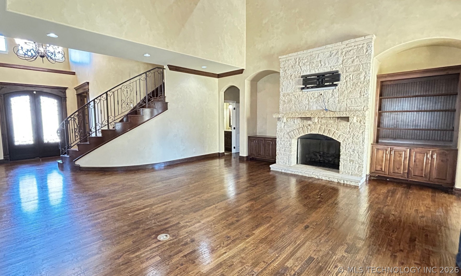 10848 S 95th East Avenue Property Photo 7