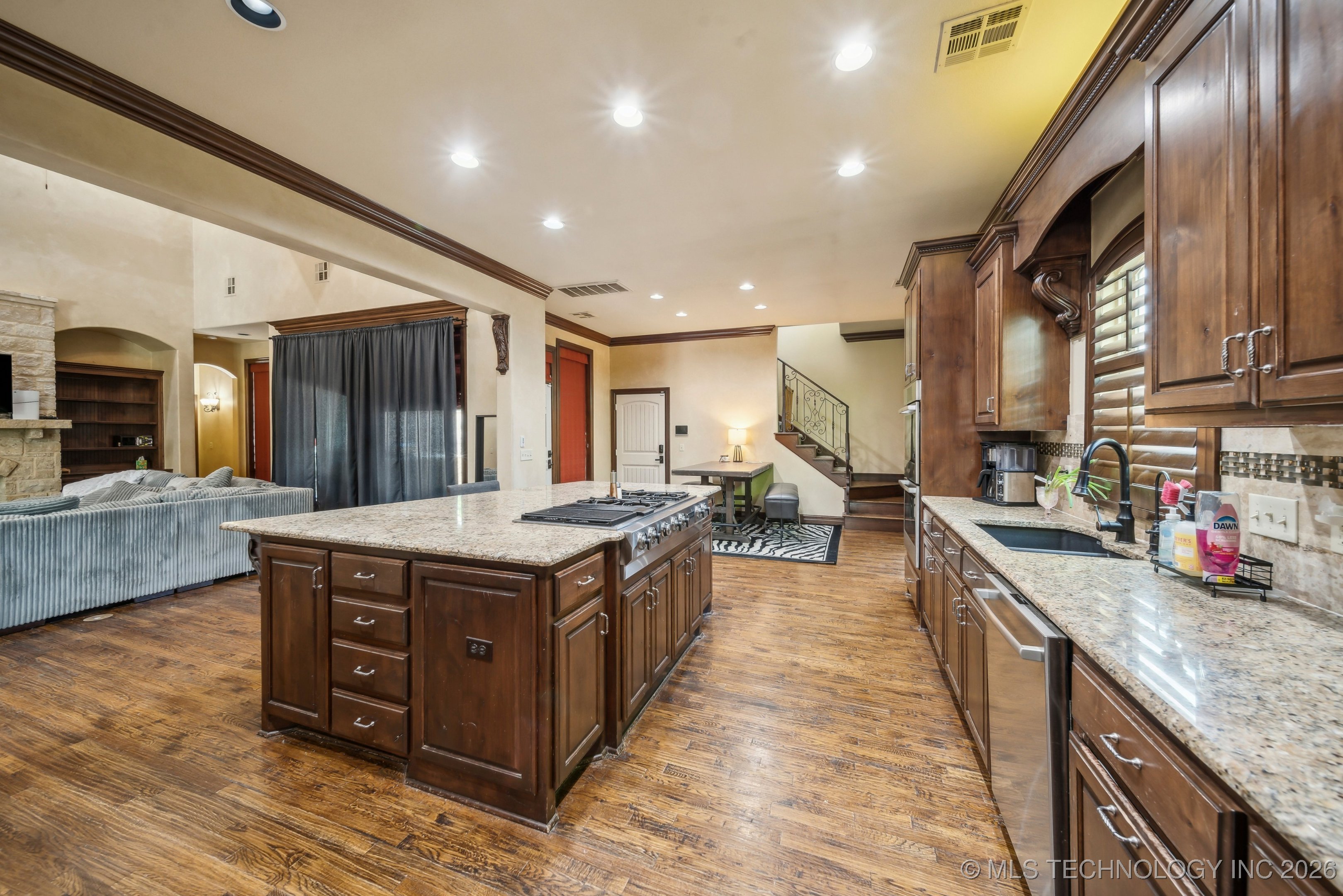 10848 S 95th East Avenue Property Photo 15