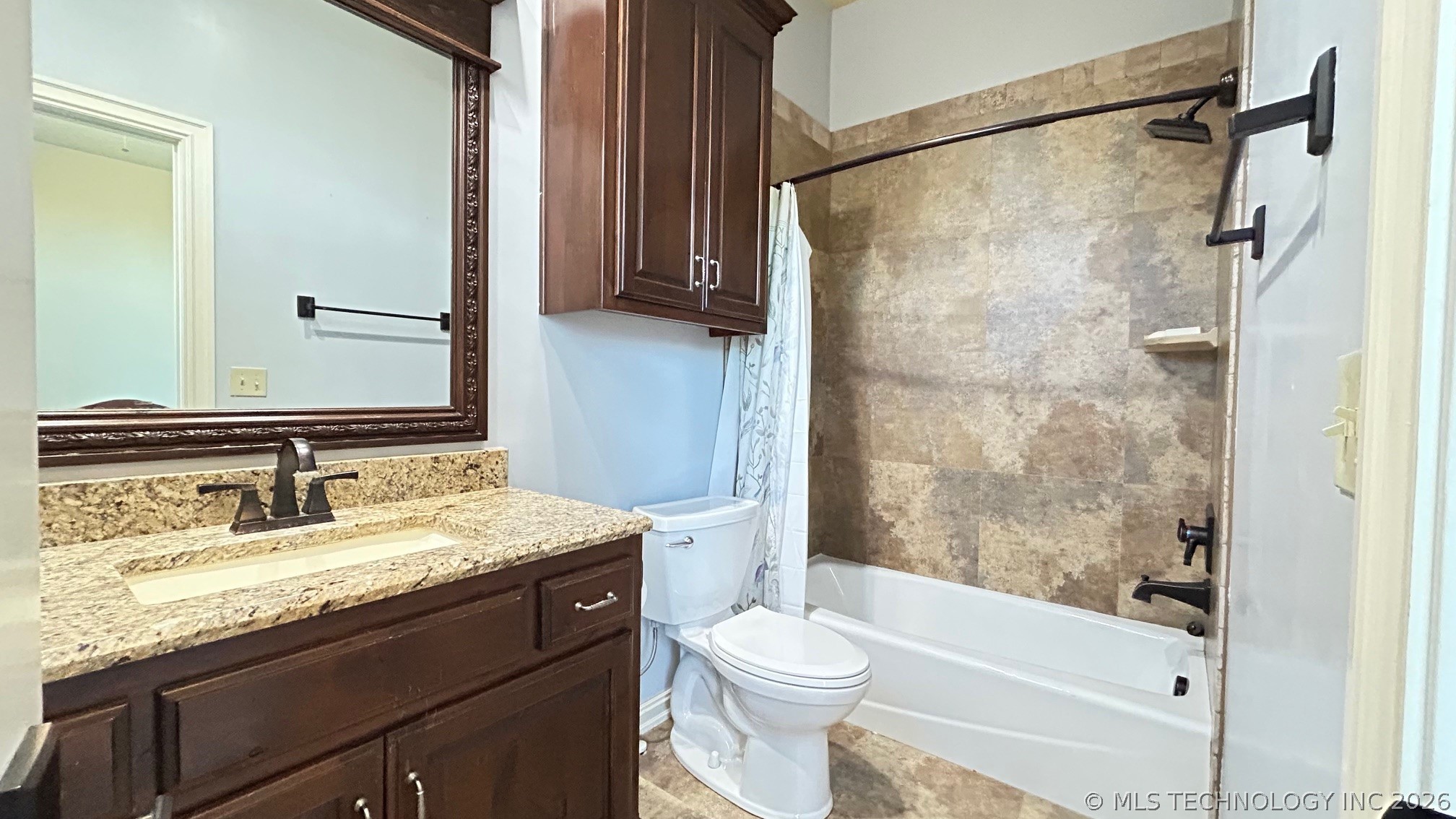 10848 S 95th East Avenue Property Photo 28