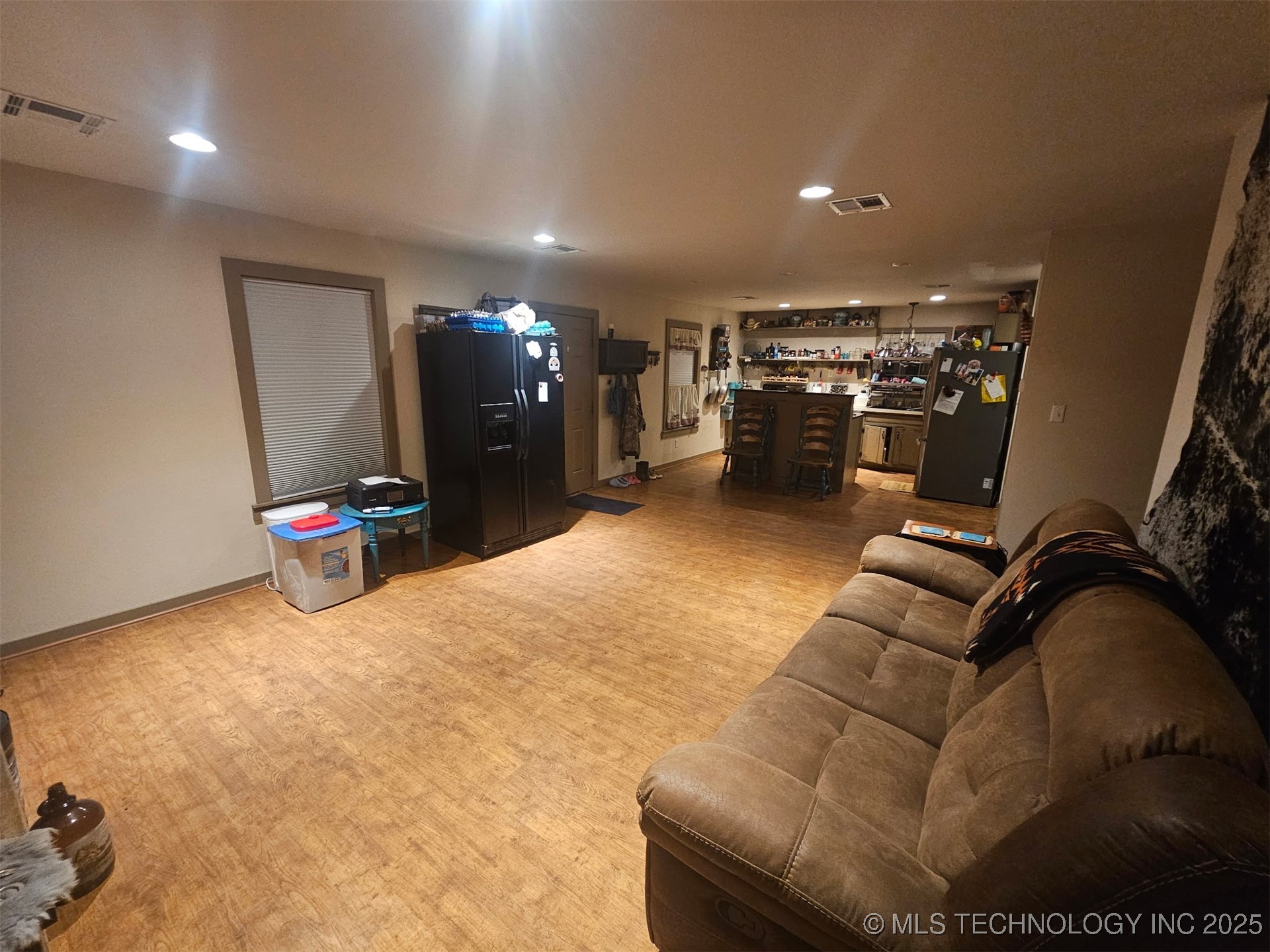 203 E Red Oak Drive Property Photo 22