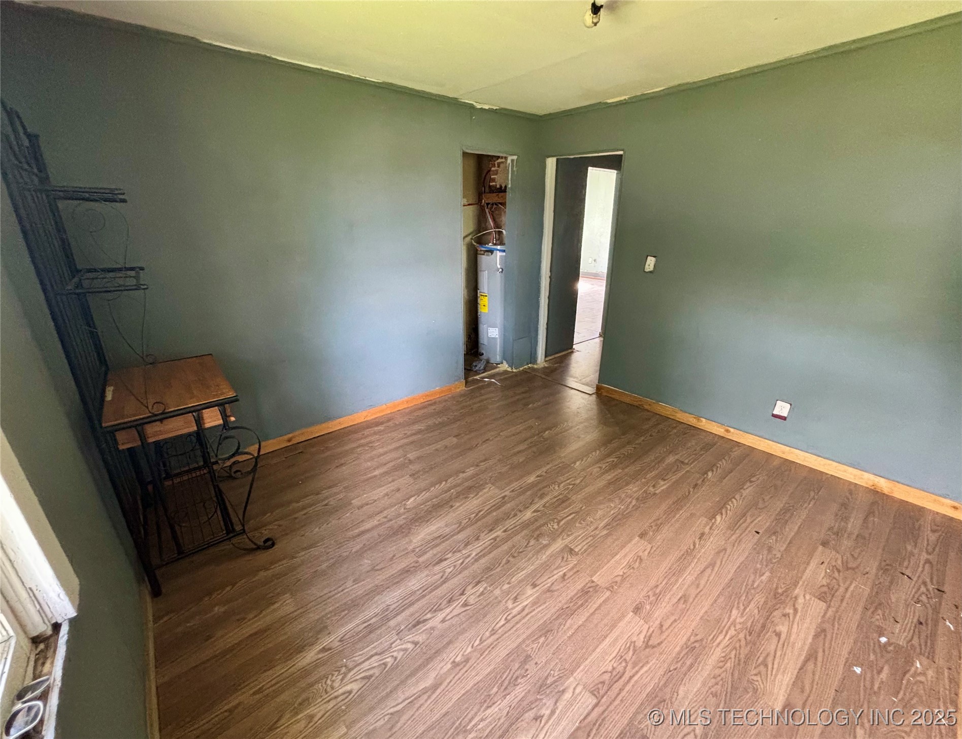 129 4th Property Photo 16