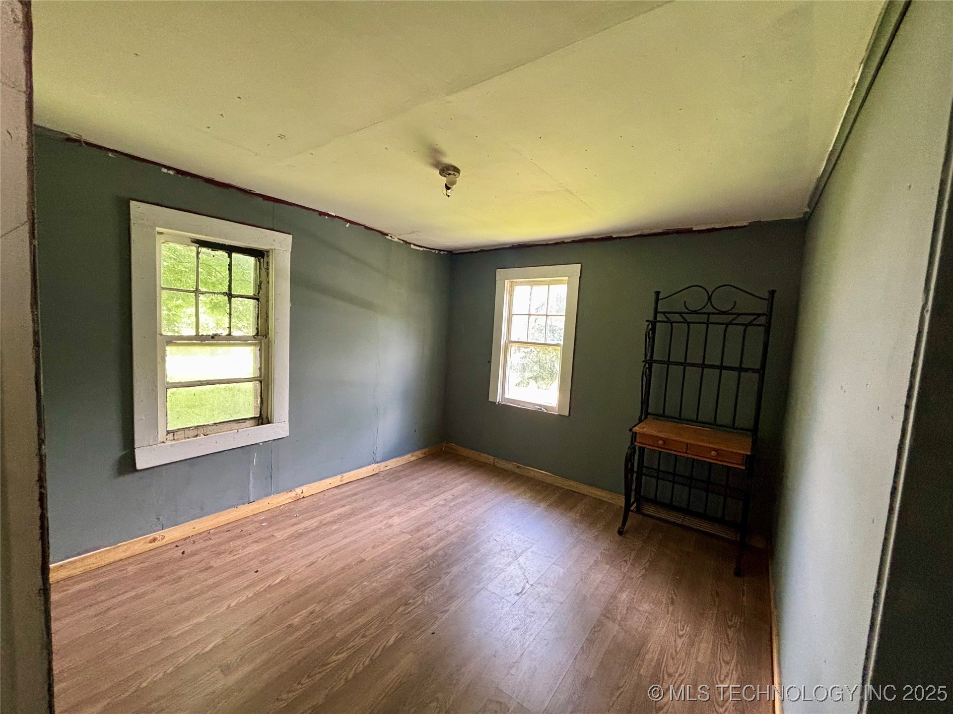 129 4th Property Photo 17