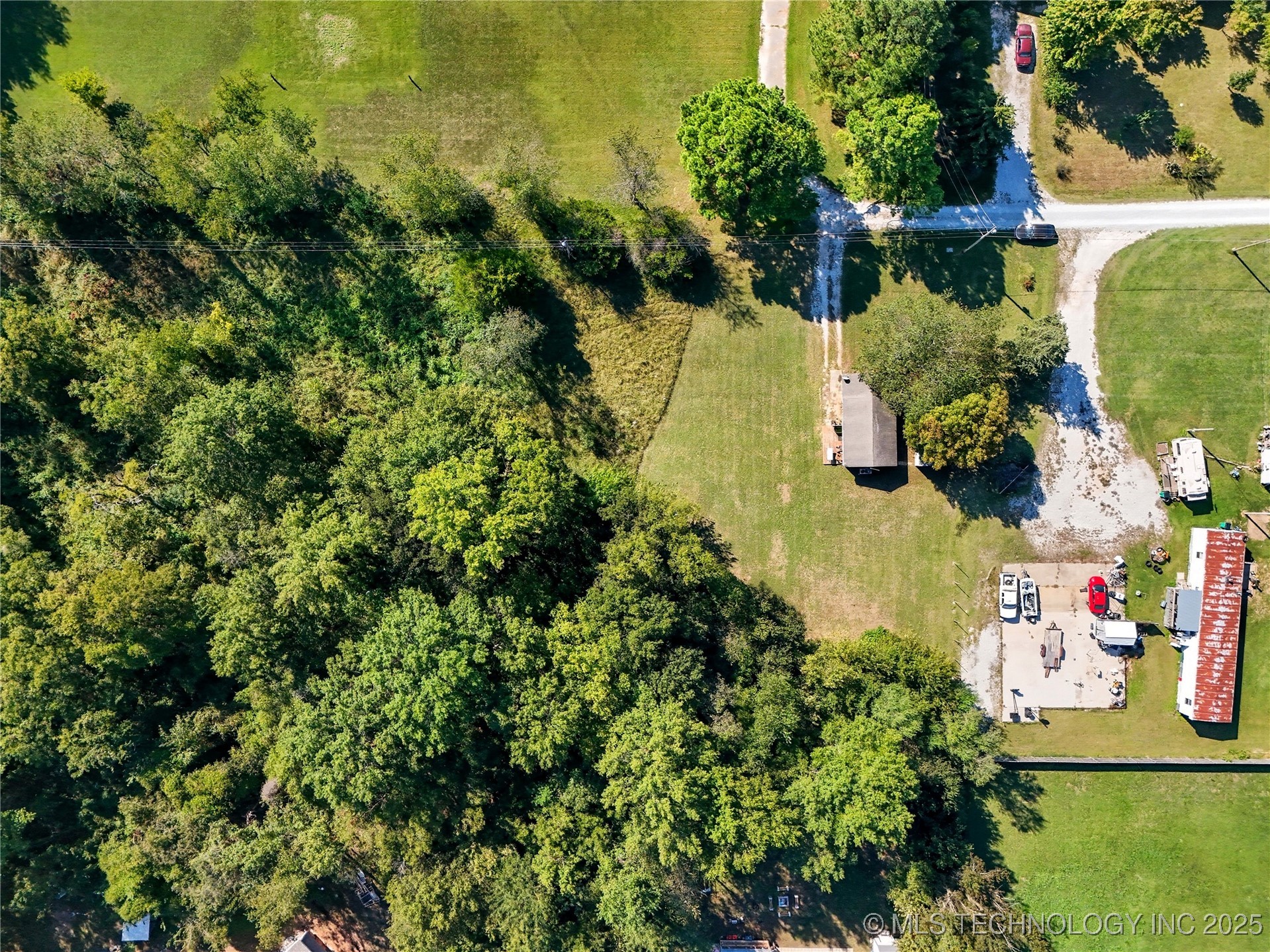 63176 E 282 Road Property Photo 7