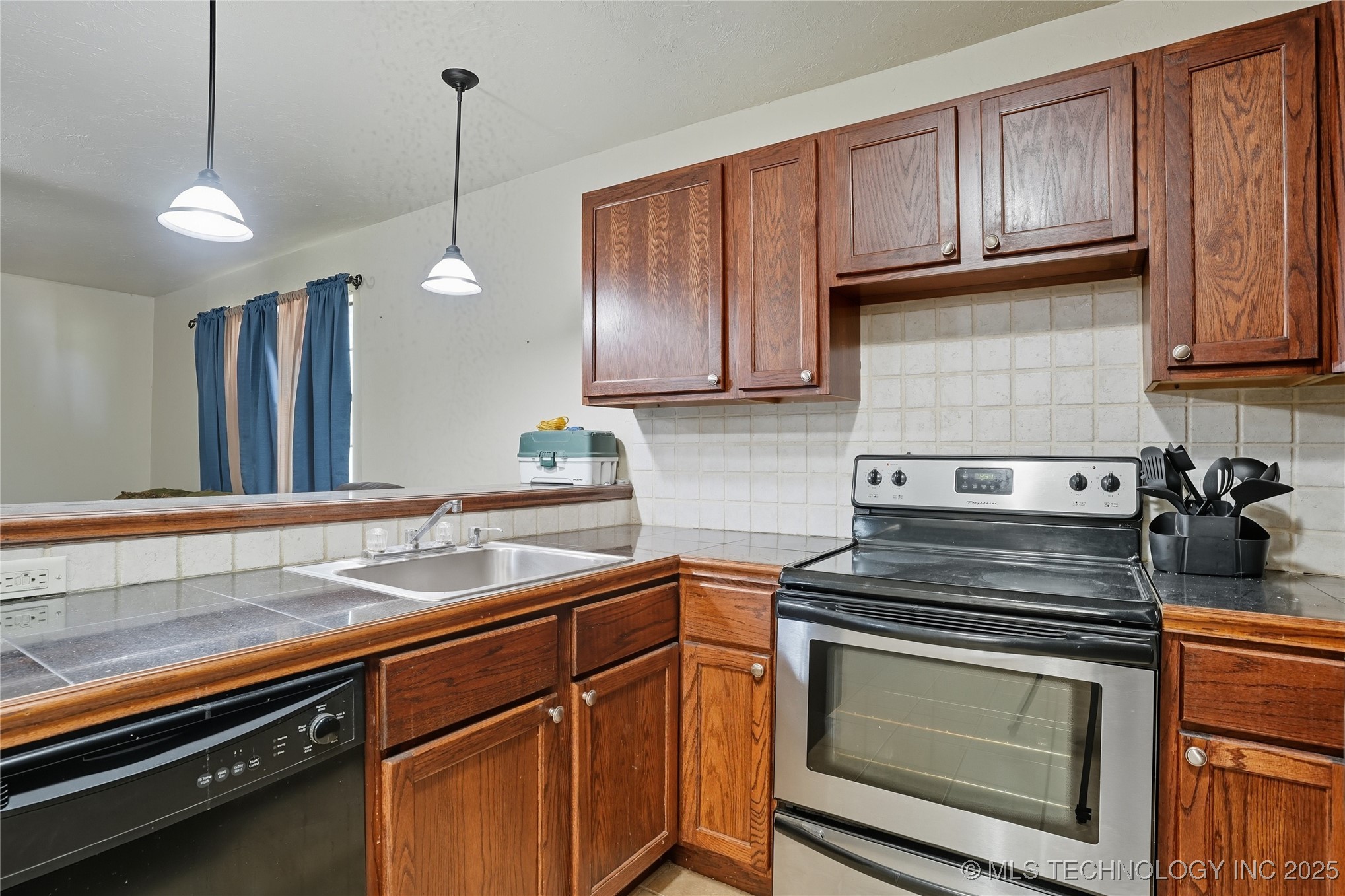 63176 E 282 Road Property Photo 32