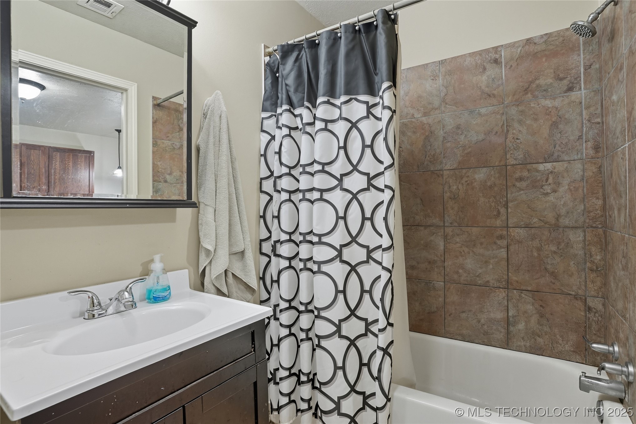 63176 E 282 Road Property Photo 38