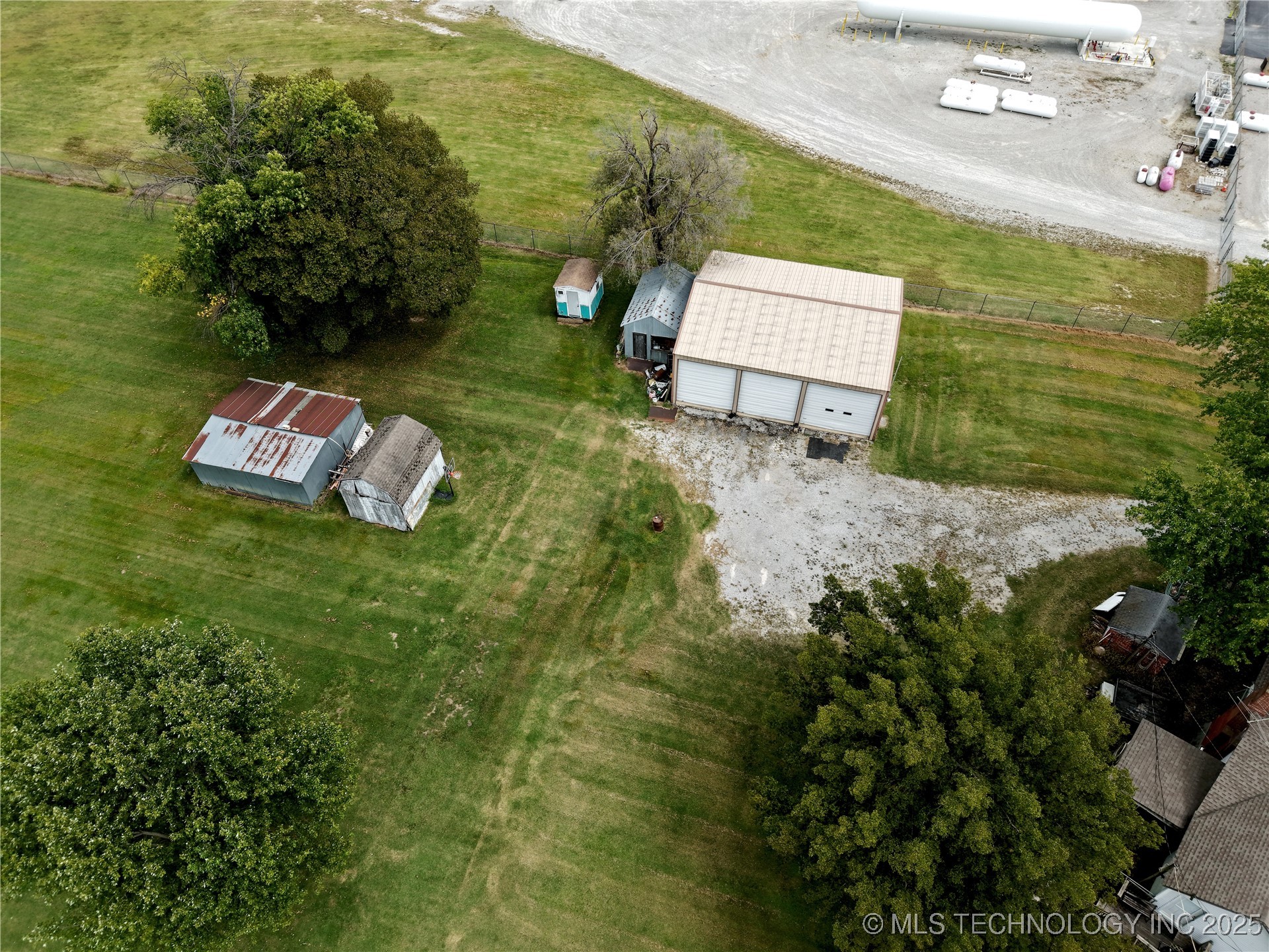 25245 E State Hwy 51 Property Photo 9