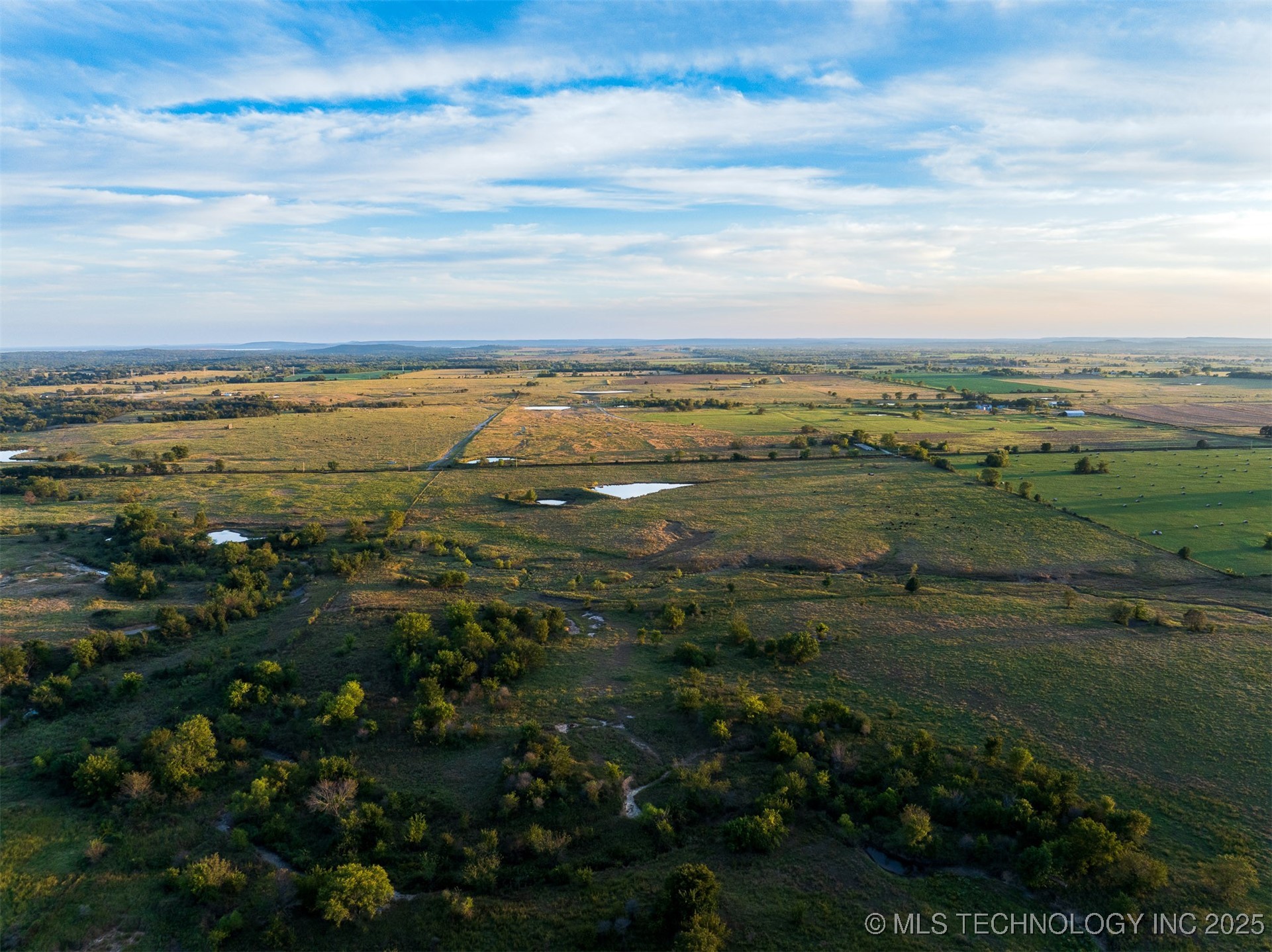 1 Ash Road Property Photo 3