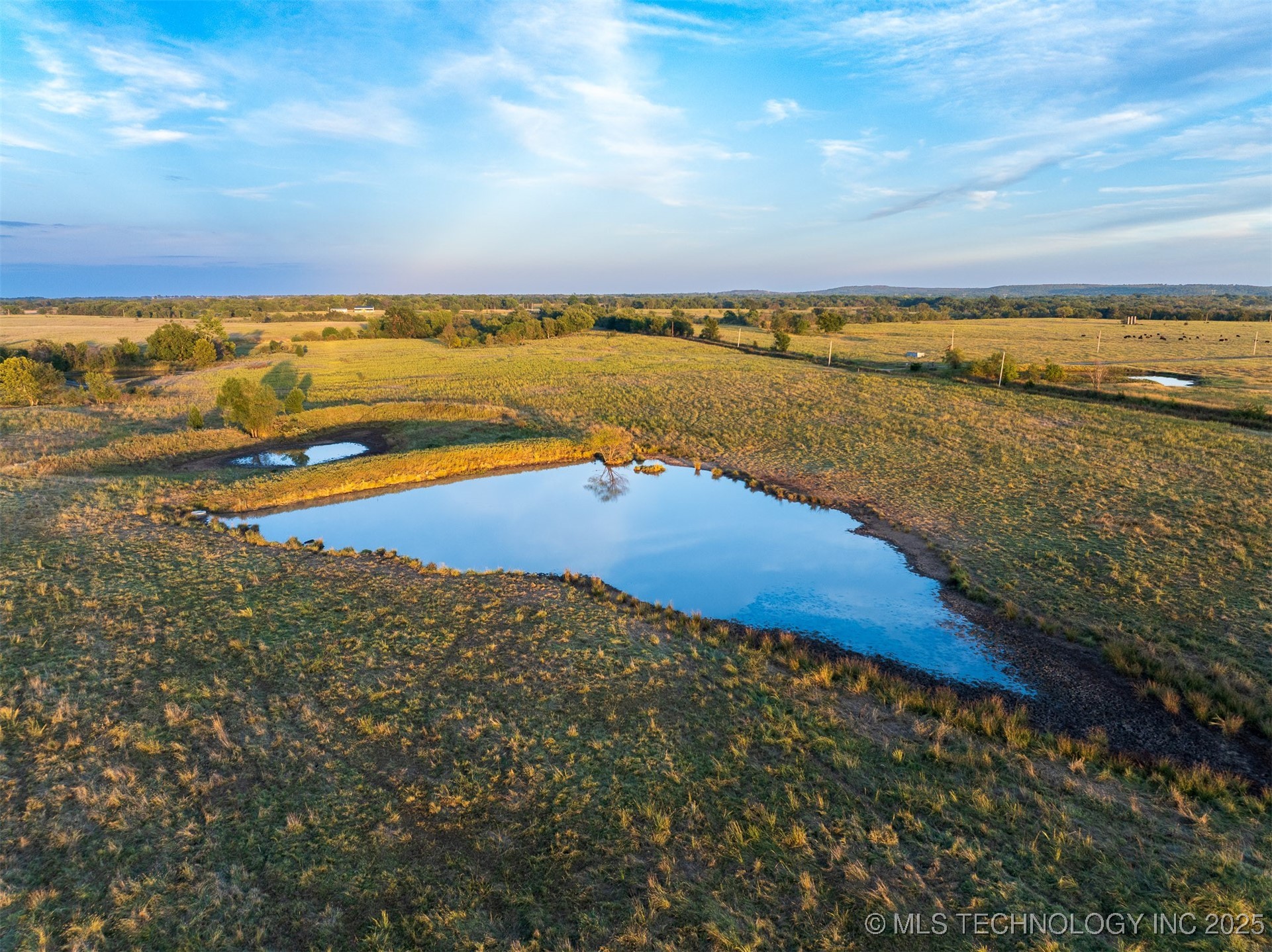 1 Ash Road Property Photo 16