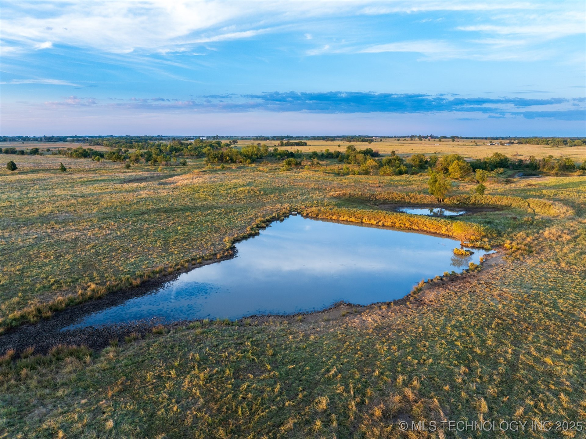 1 Ash Road Property Photo 18