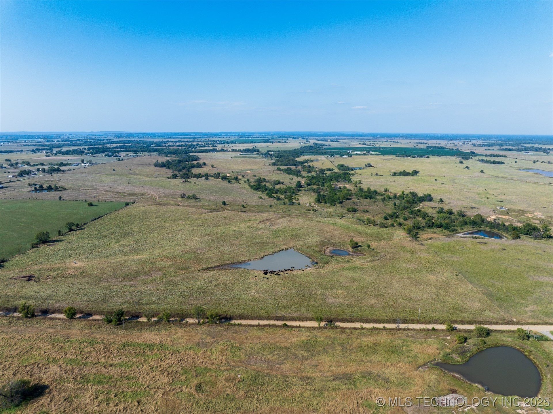 1 Ash Road Property Photo 36
