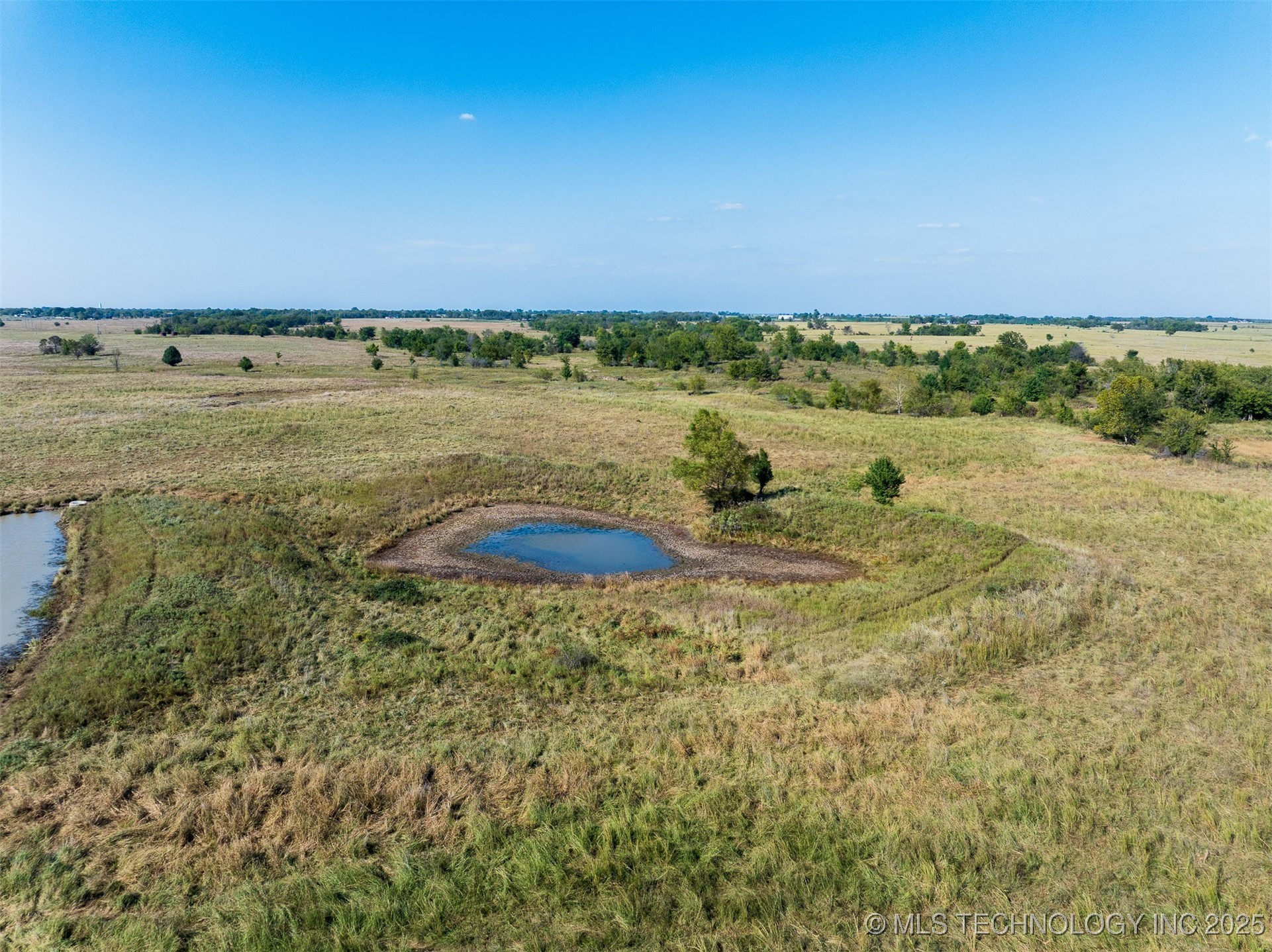 1 Ash Road Property Photo 40