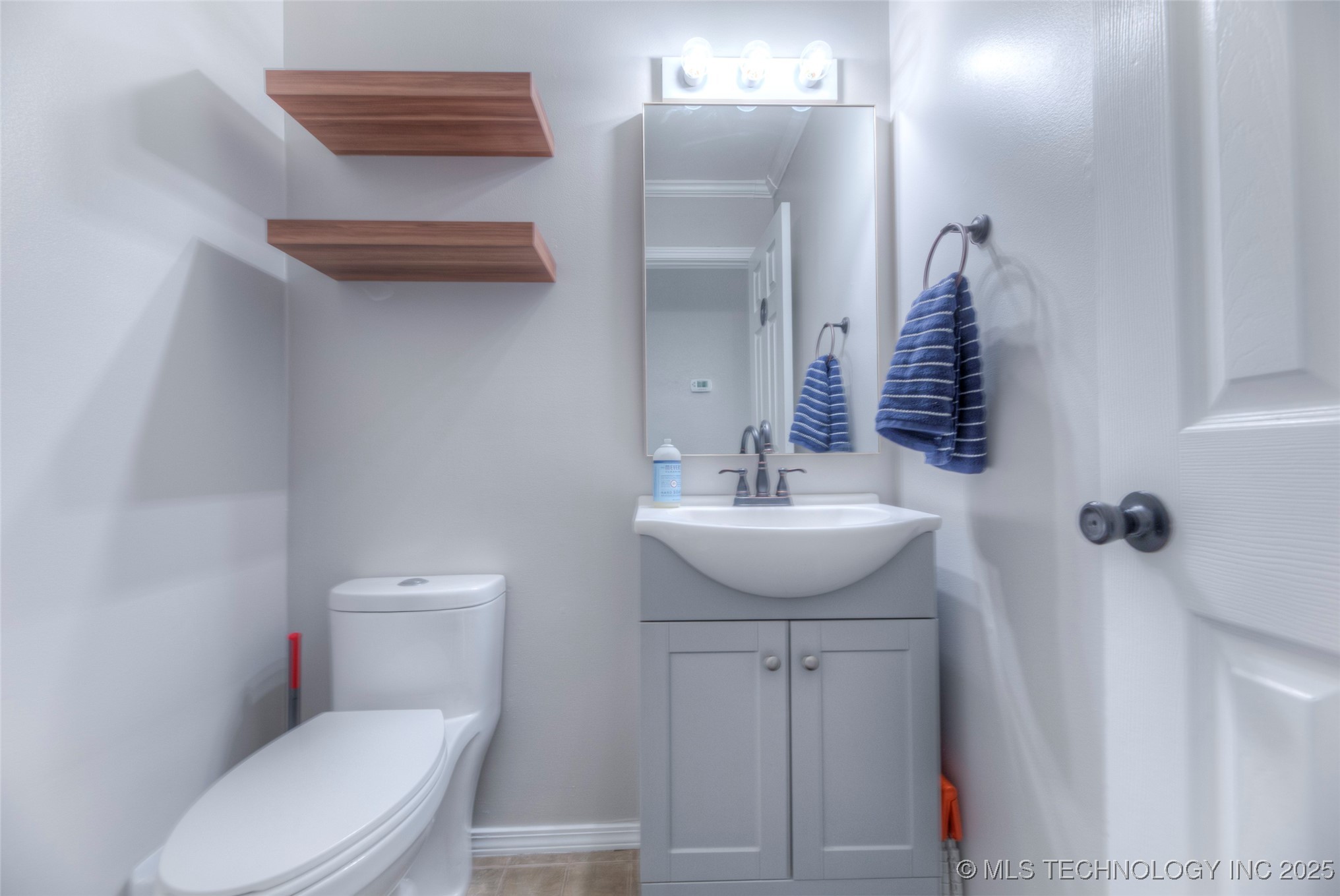 2008 W Dallas Street Property Photo 15