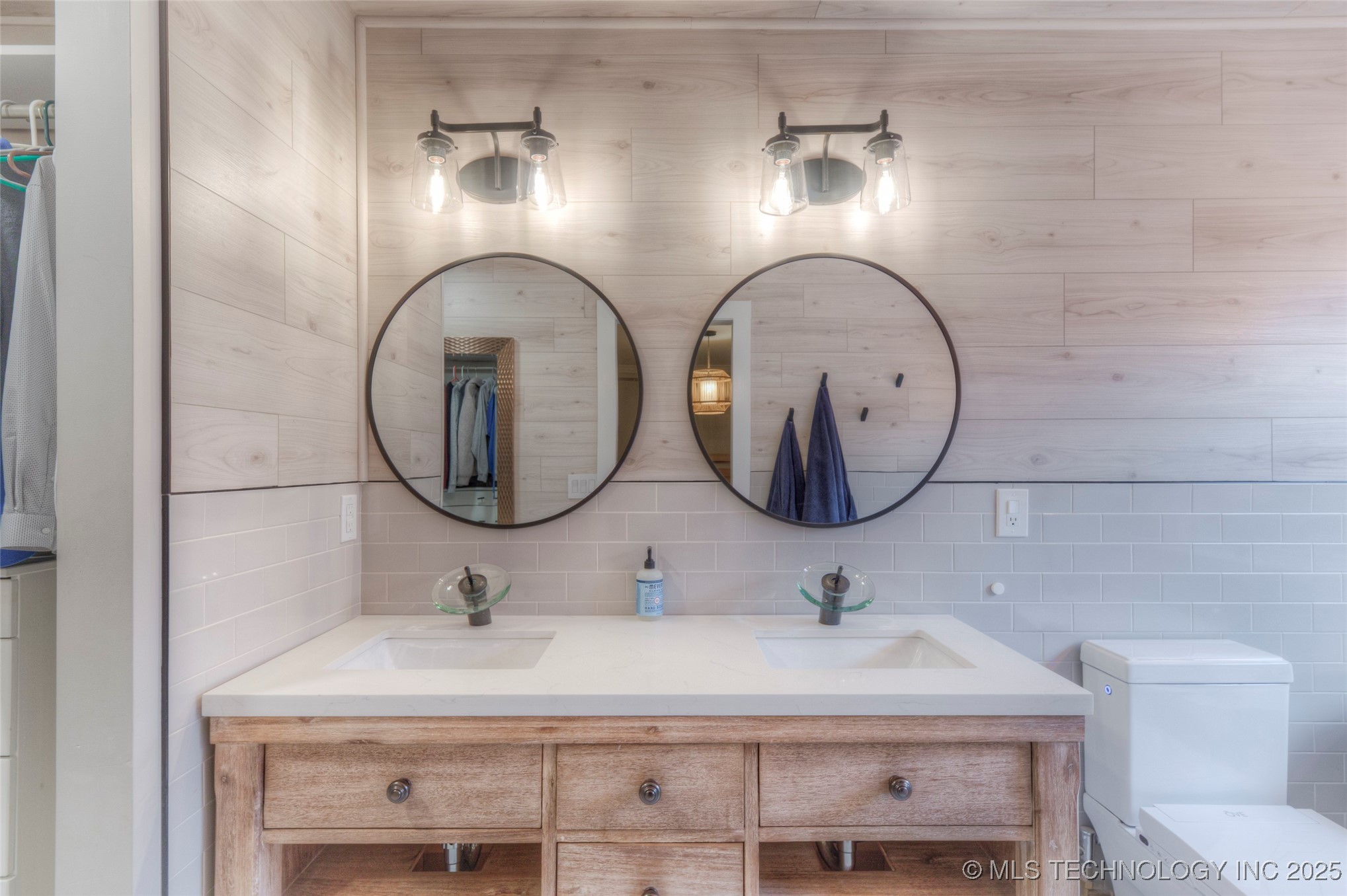 2008 W Dallas Street Property Photo 20