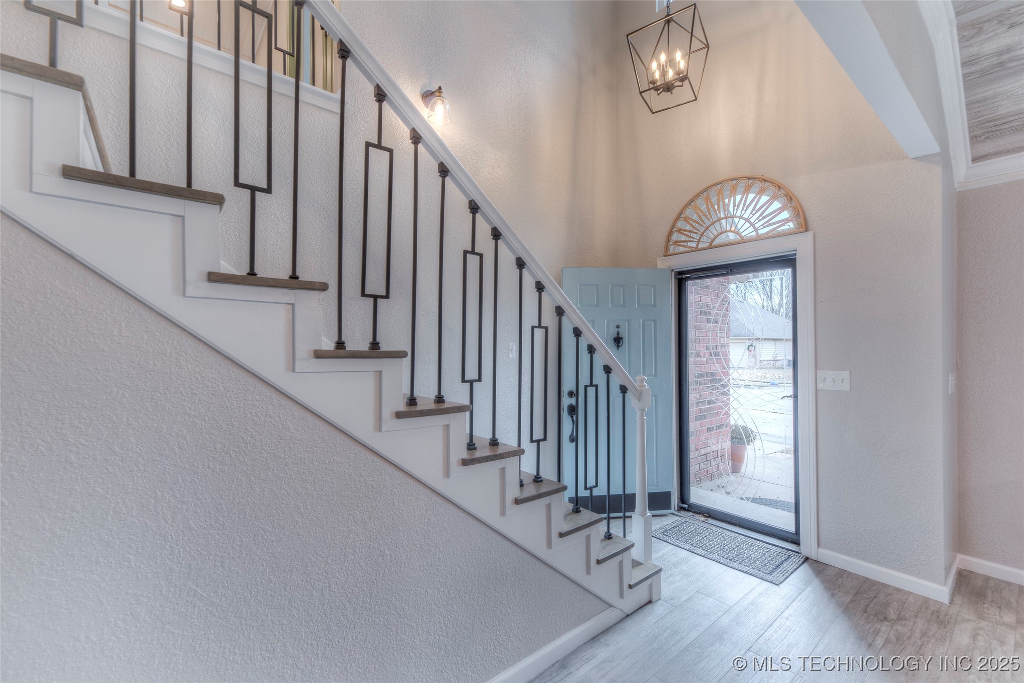 2008 W Dallas Street Property Photo 23