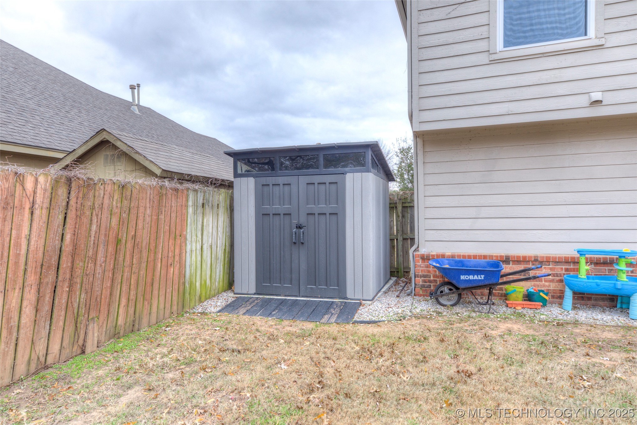 2008 W Dallas Street Property Photo 38