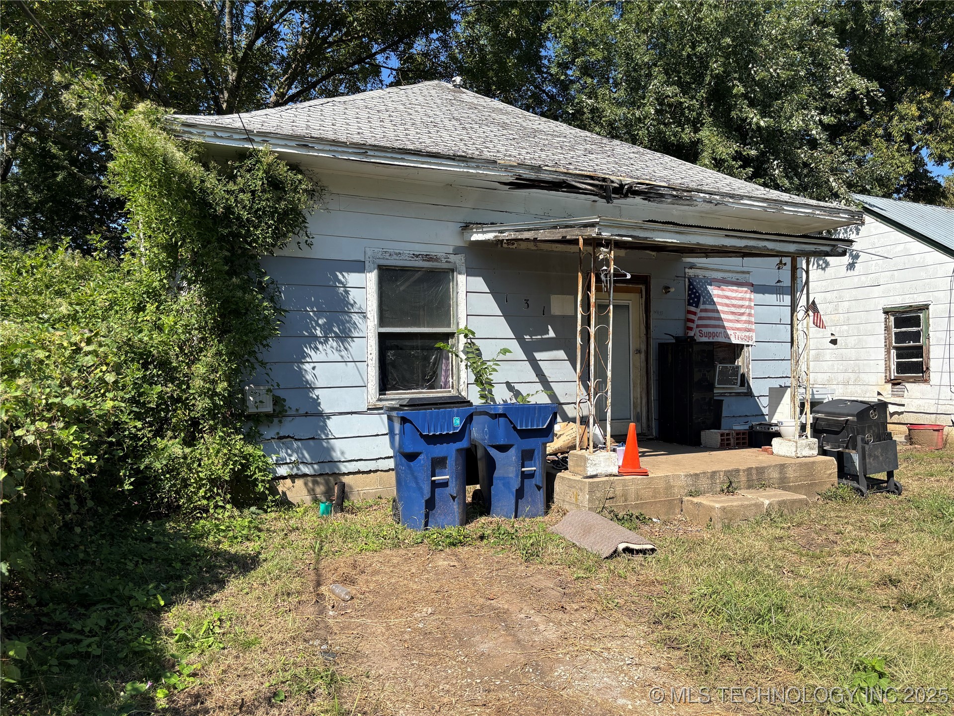 131 S 4th Property Photo 4