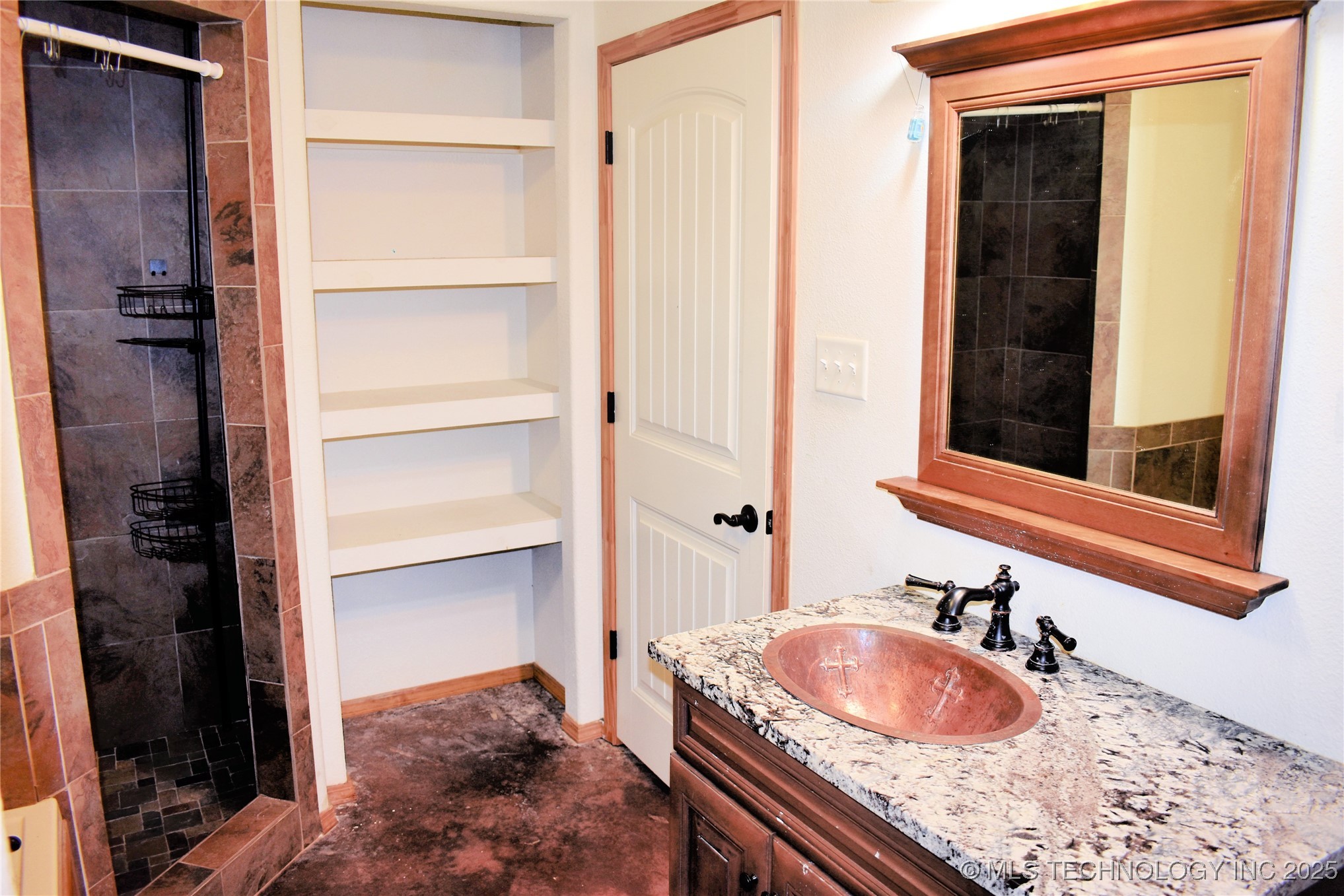 412098 E 1920 Road Property Photo 5