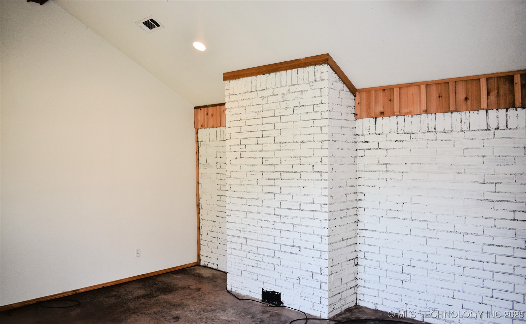 412098 E 1920 Road Property Photo 8