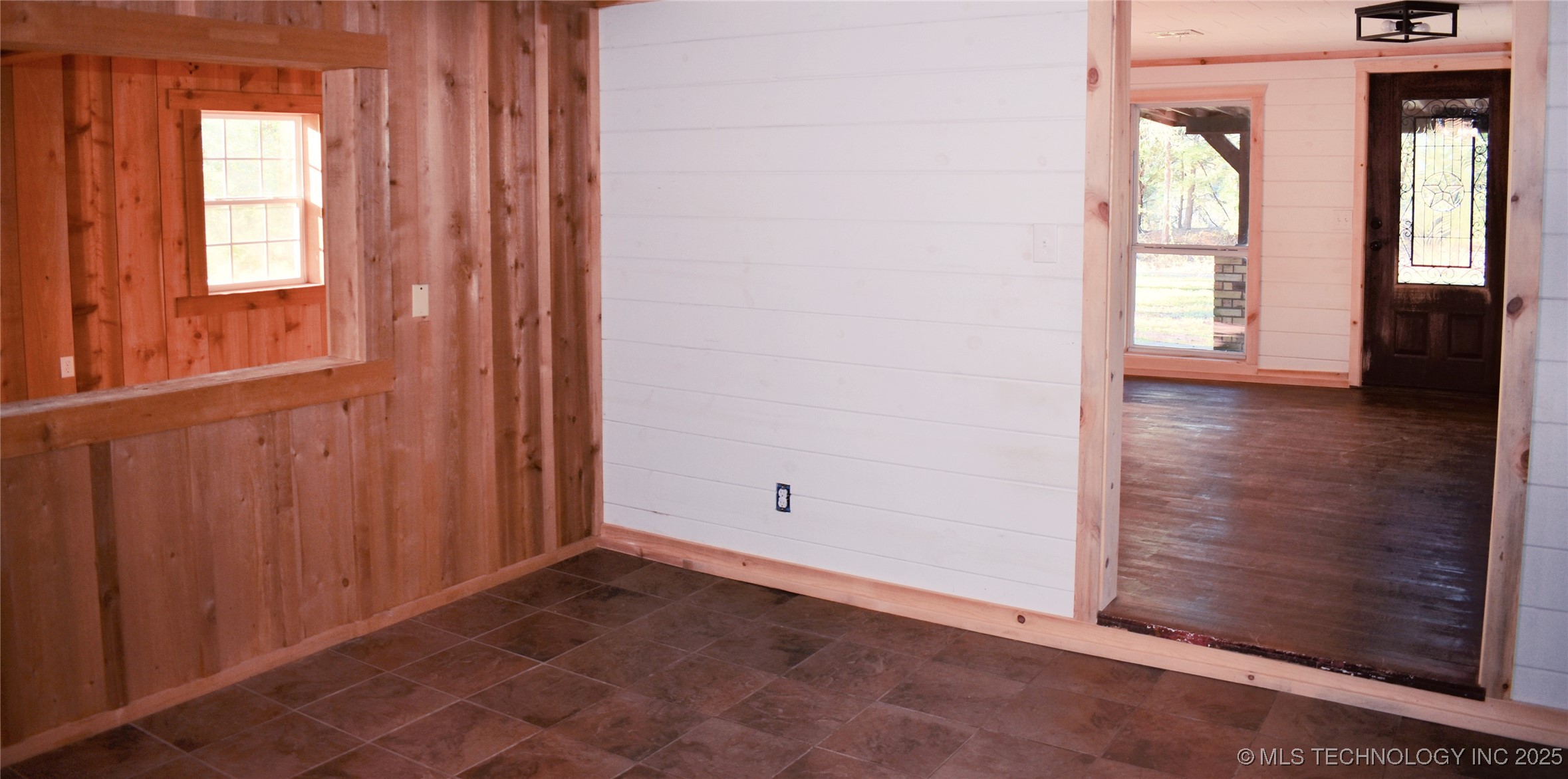 412098 E 1920 Road Property Photo 24