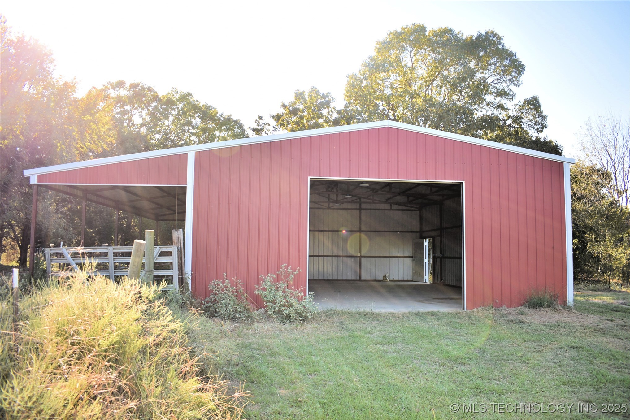 412098 E 1920 Road Property Photo 31