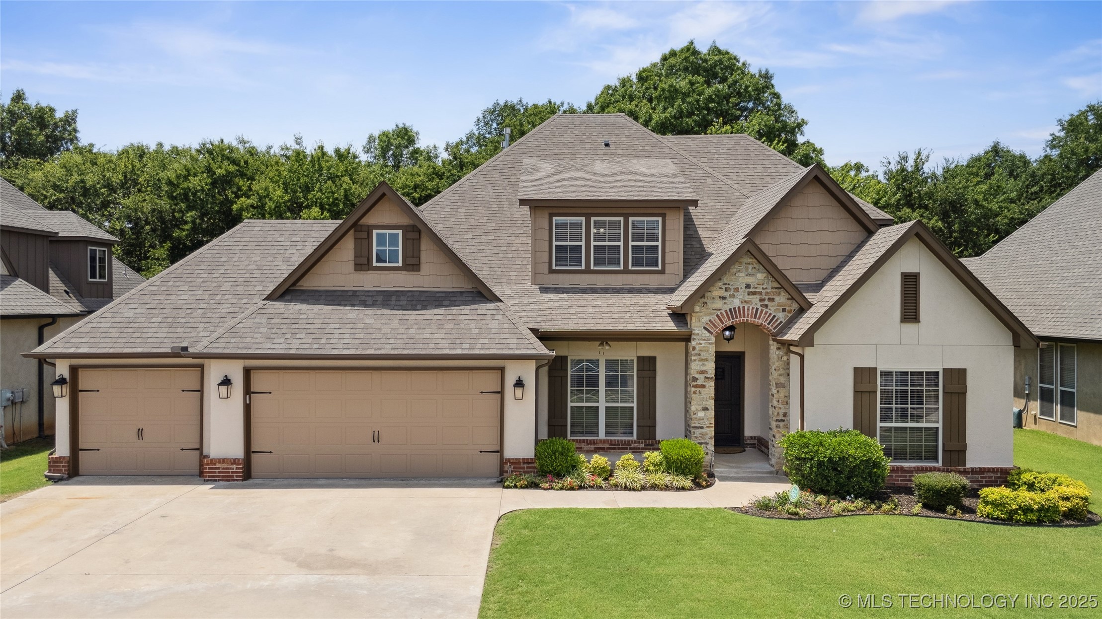 14338 S Hudson Avenue Property Photo 1