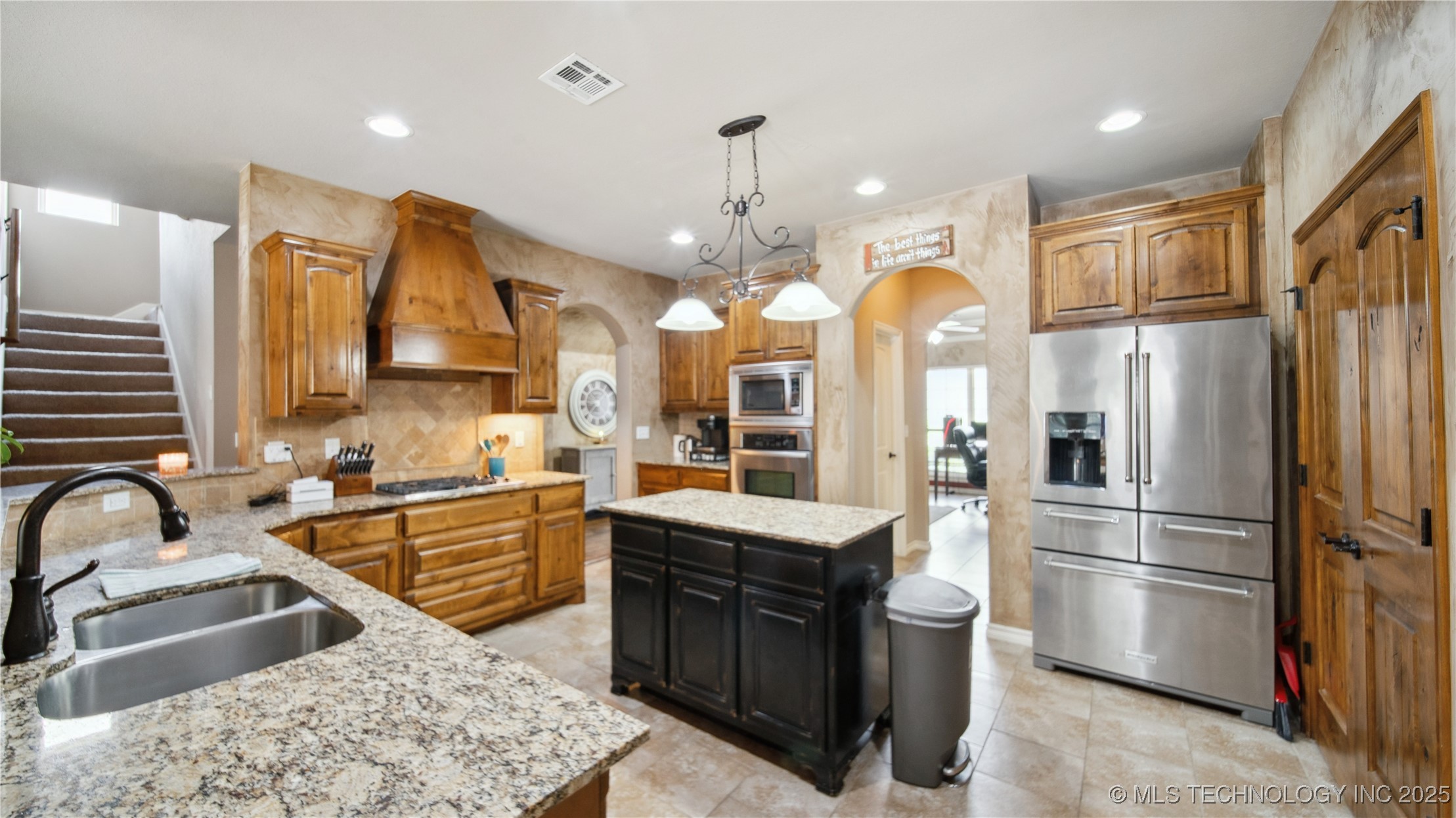 14338 S Hudson Avenue Property Photo 10