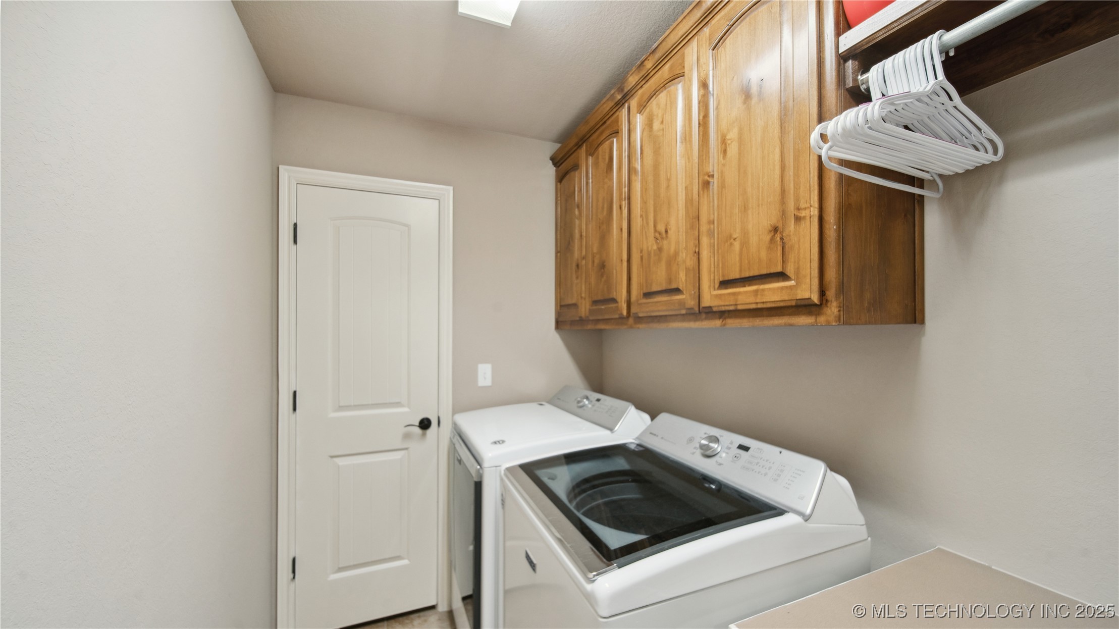 14338 S Hudson Avenue Property Photo 14