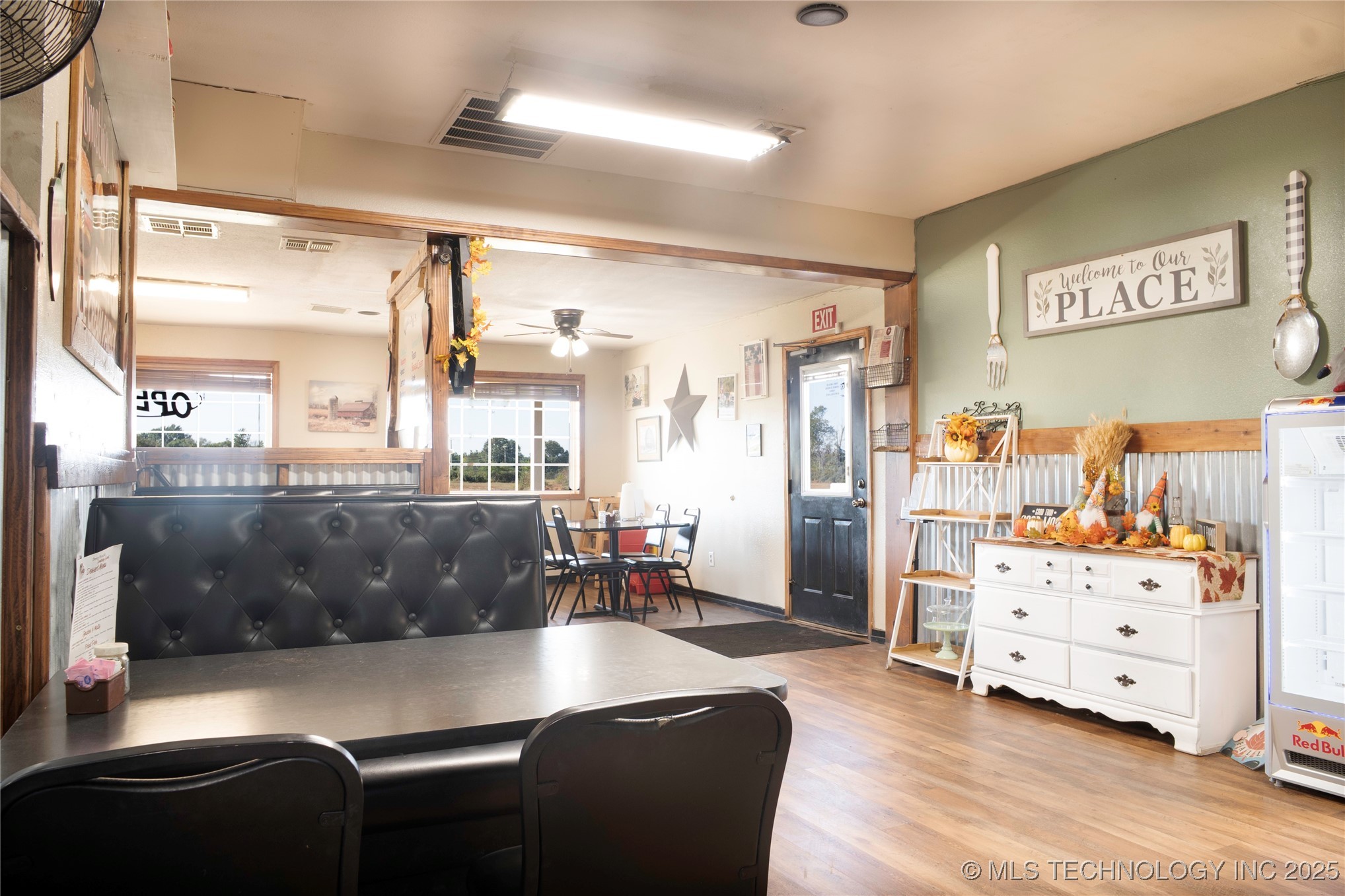 905 W Blackjack Street Property Photo 7