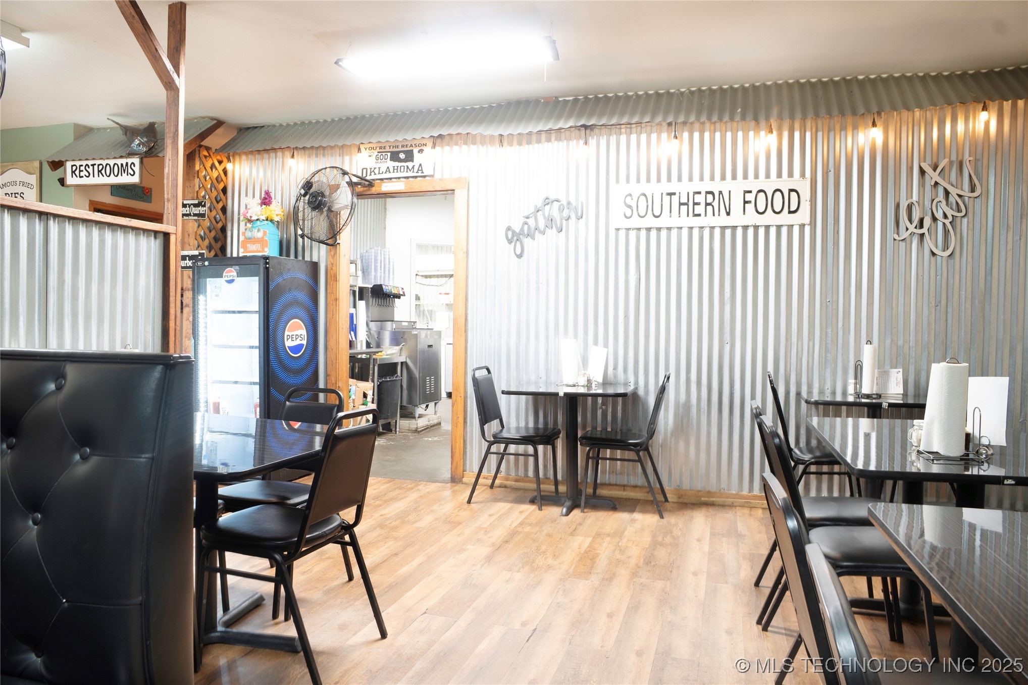 905 W Blackjack Street Property Photo 10