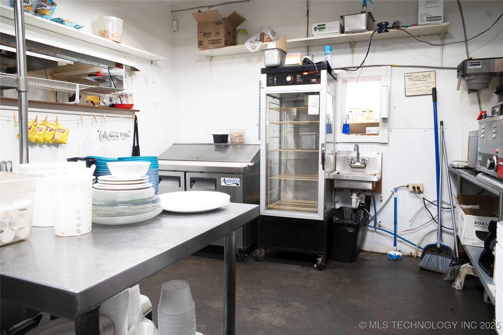 905 W Blackjack Street Property Photo 20