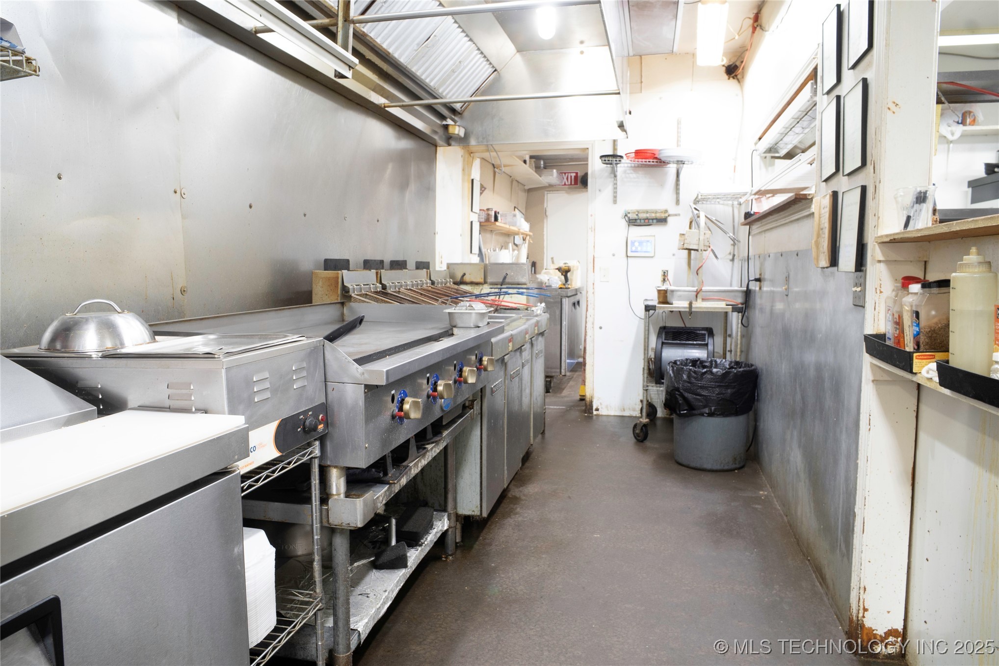 905 W Blackjack Street Property Photo 21