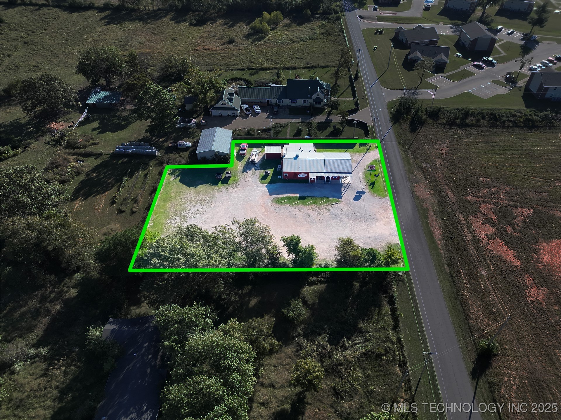 905 W Blackjack Street Property Photo 31